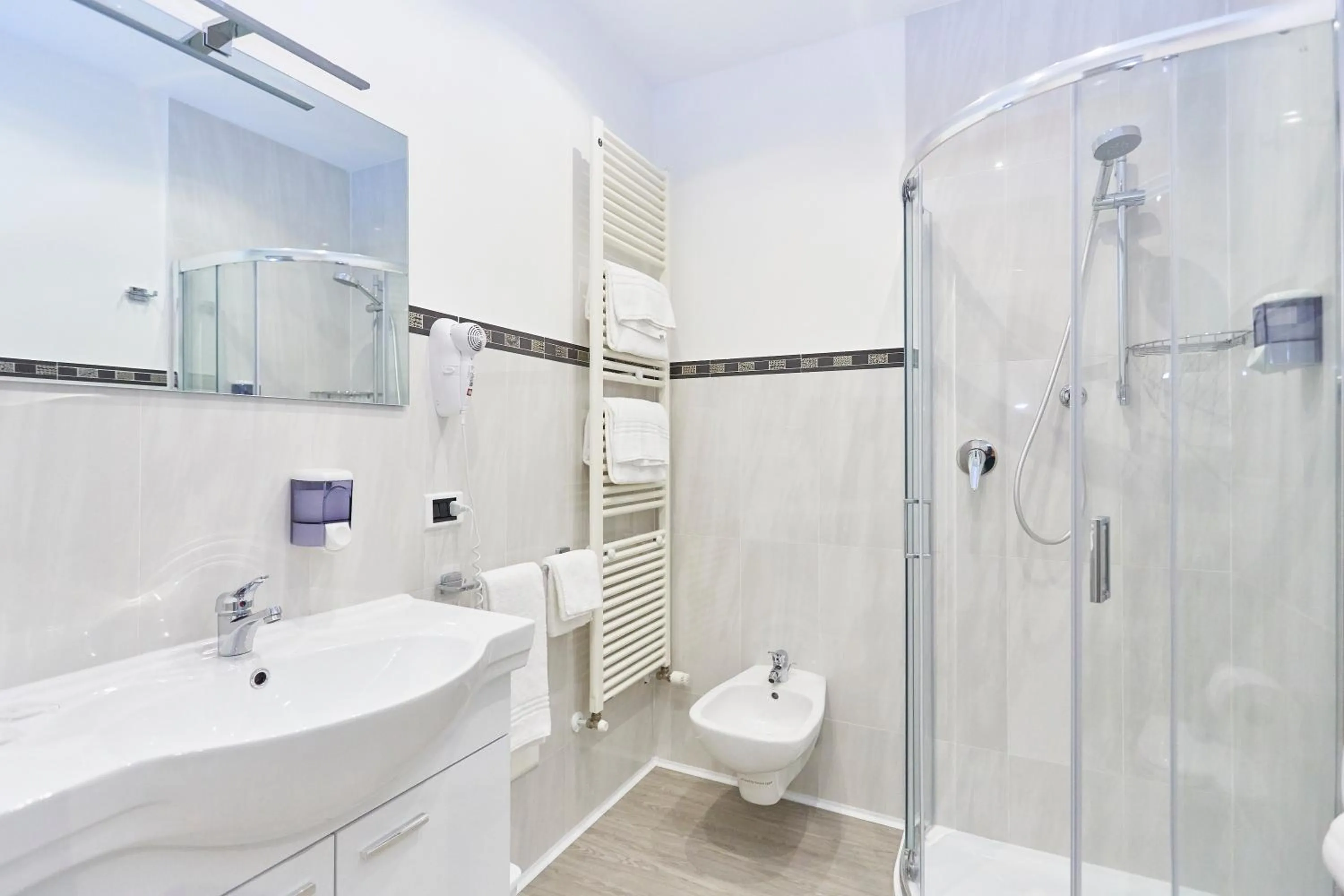 Shower in HOTEL Villa Lilla