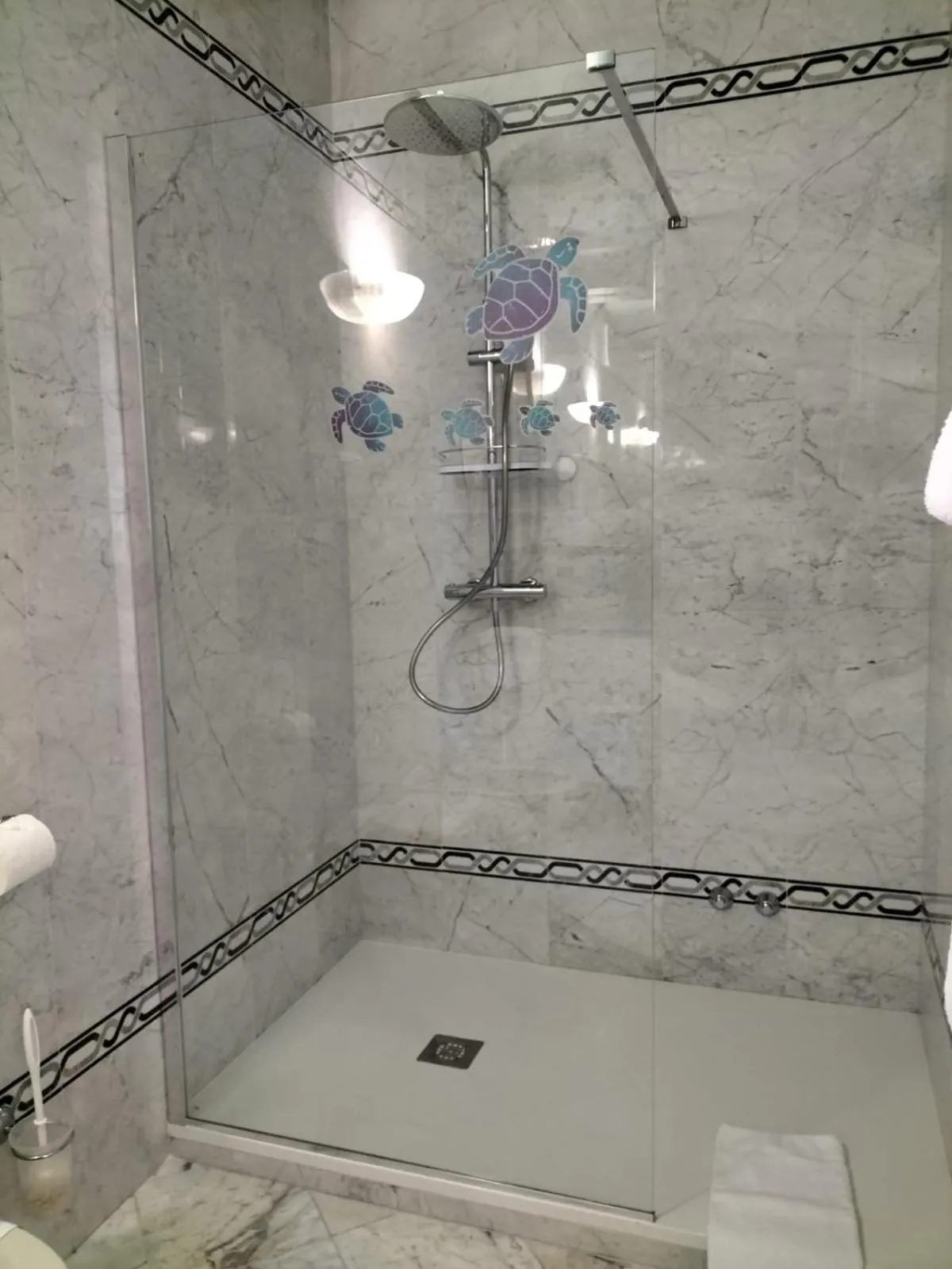 Shower in HOTEL Villa Lilla