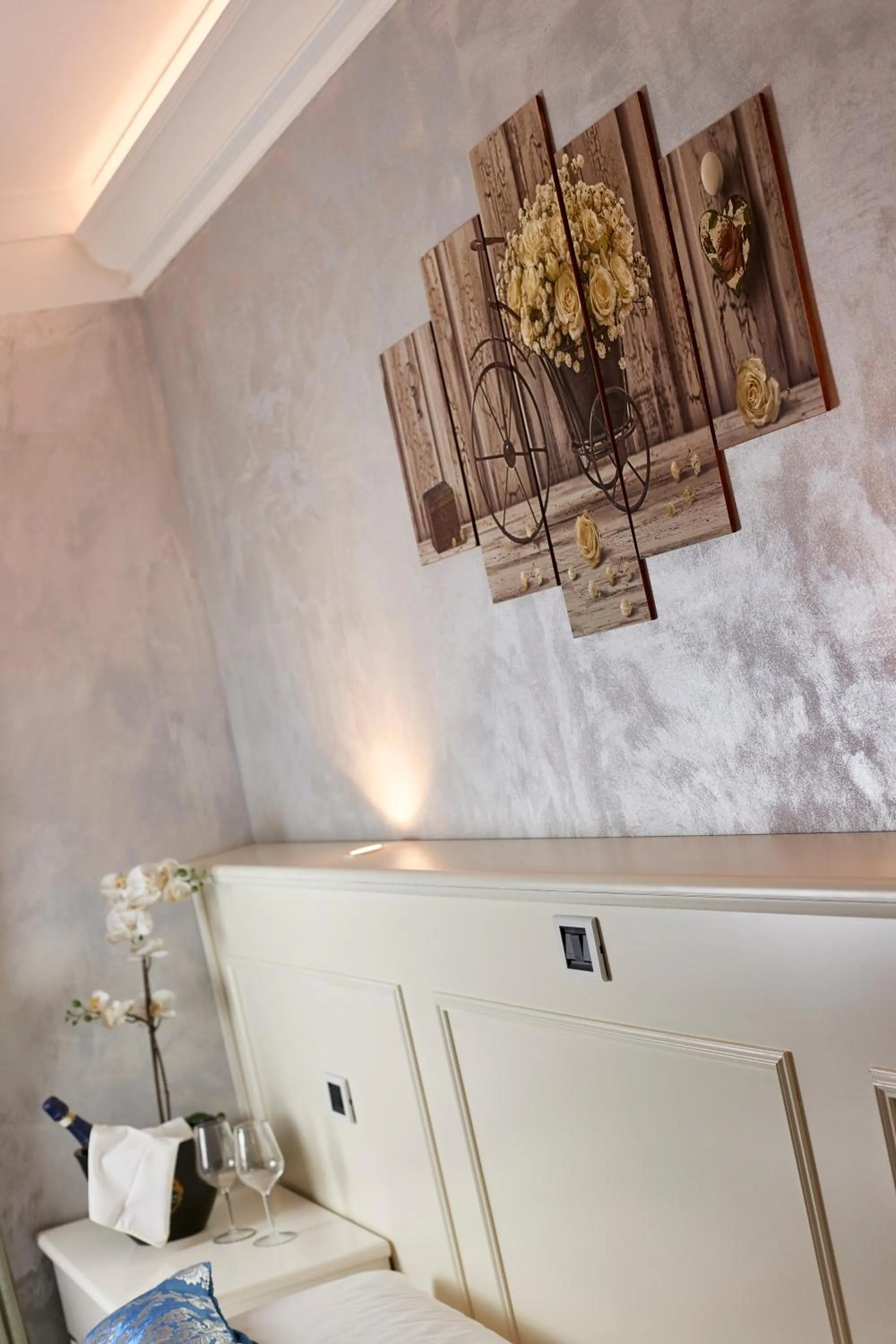 Decorative detail in HOTEL Villa Lilla