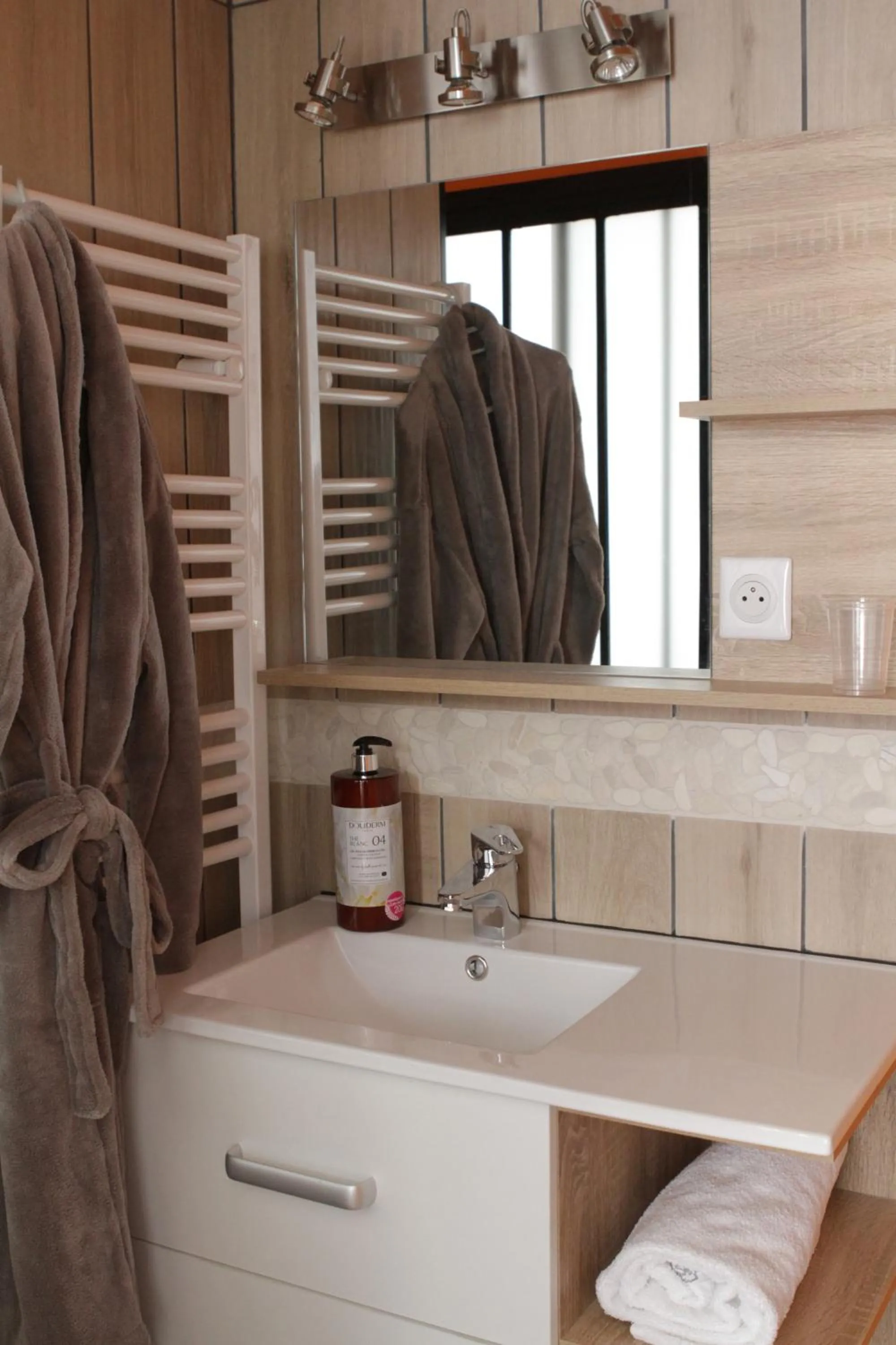 Bathroom in Une maison en ville Hypercentre - Spa