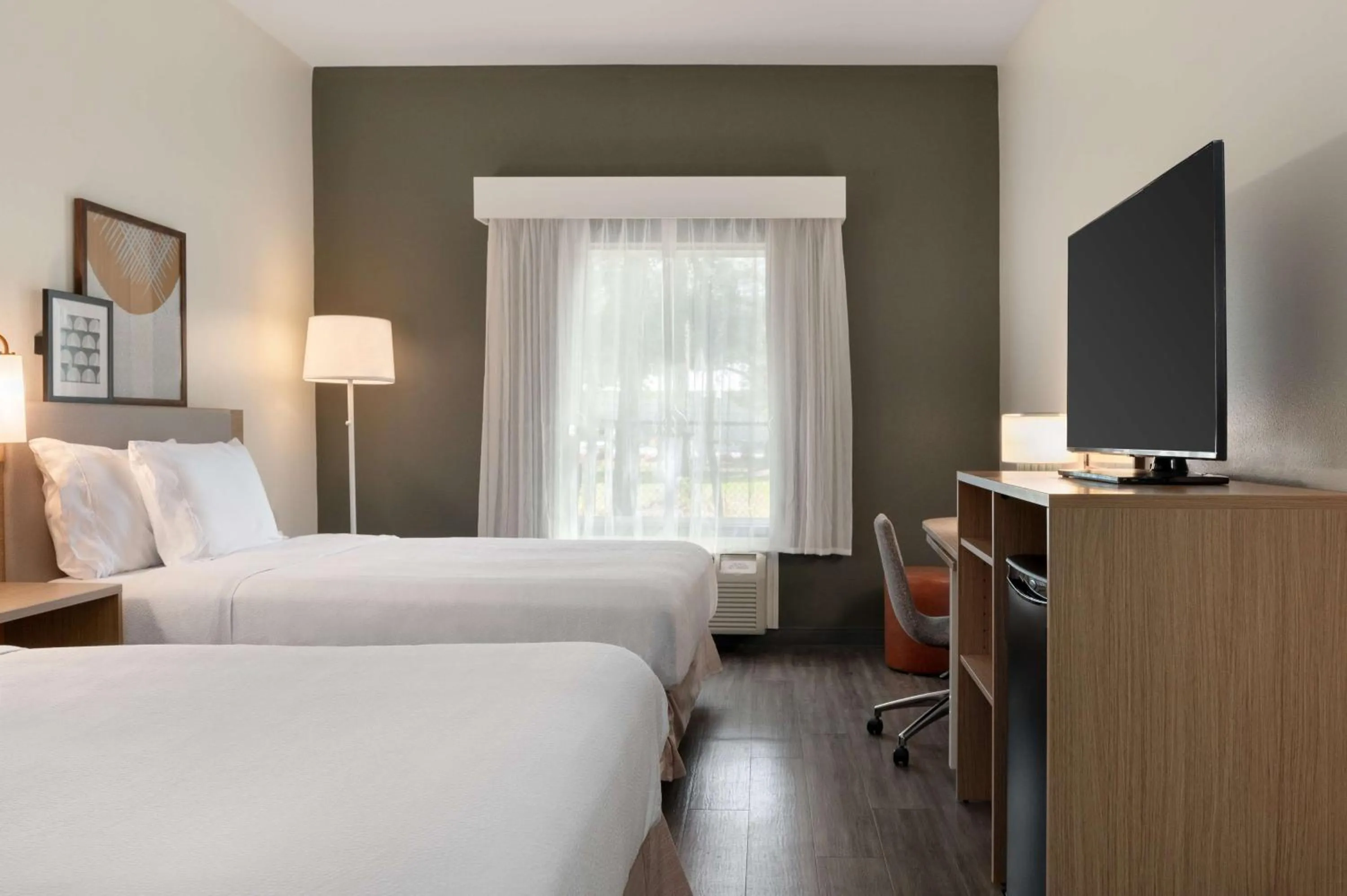 Bed in Spark by Hilton Savannah South I-95