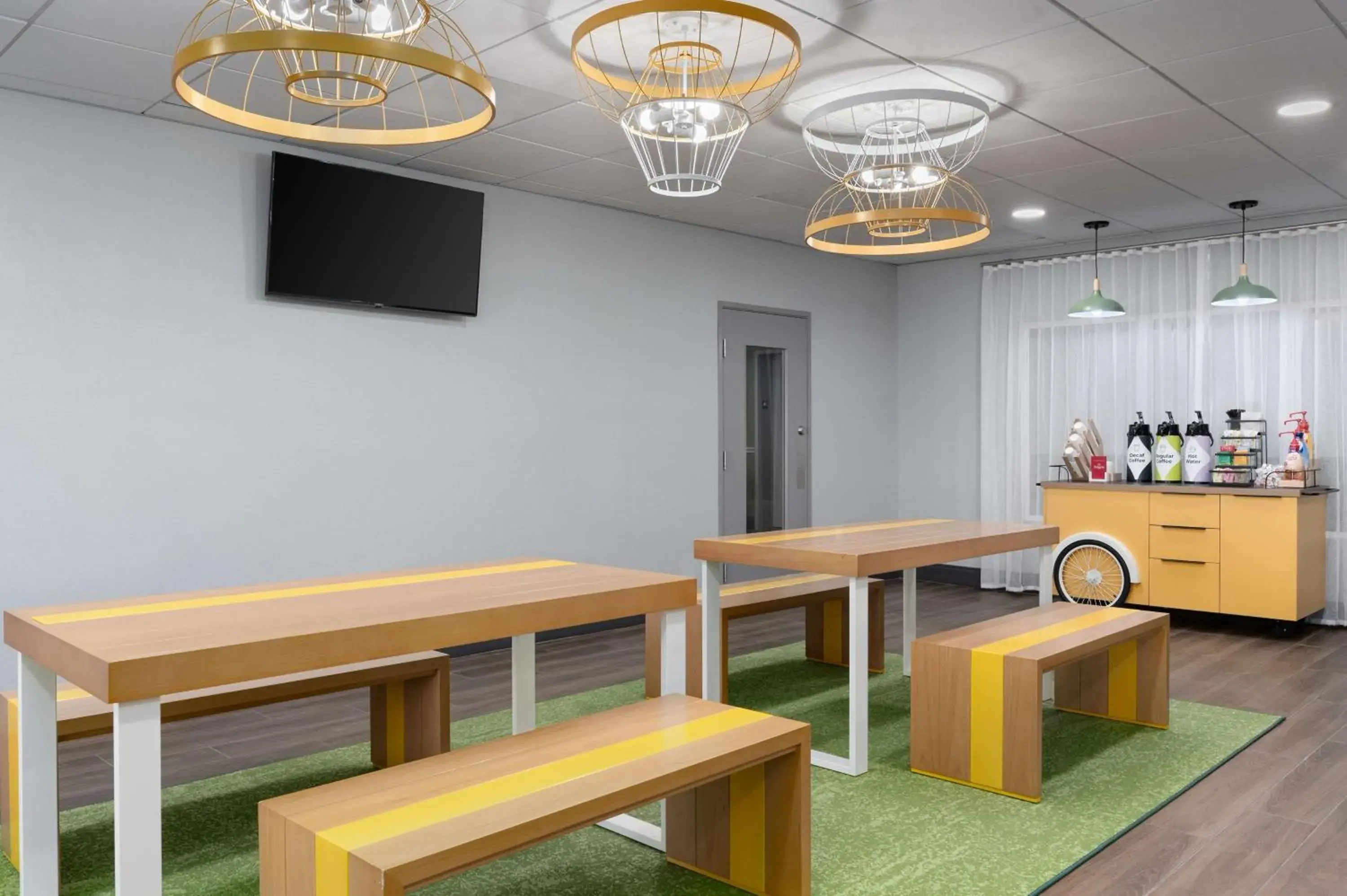 Lobby or reception in Spark by Hilton Savannah South I-95 Lobby or reception in Spark by Hilton Savannah South I-95