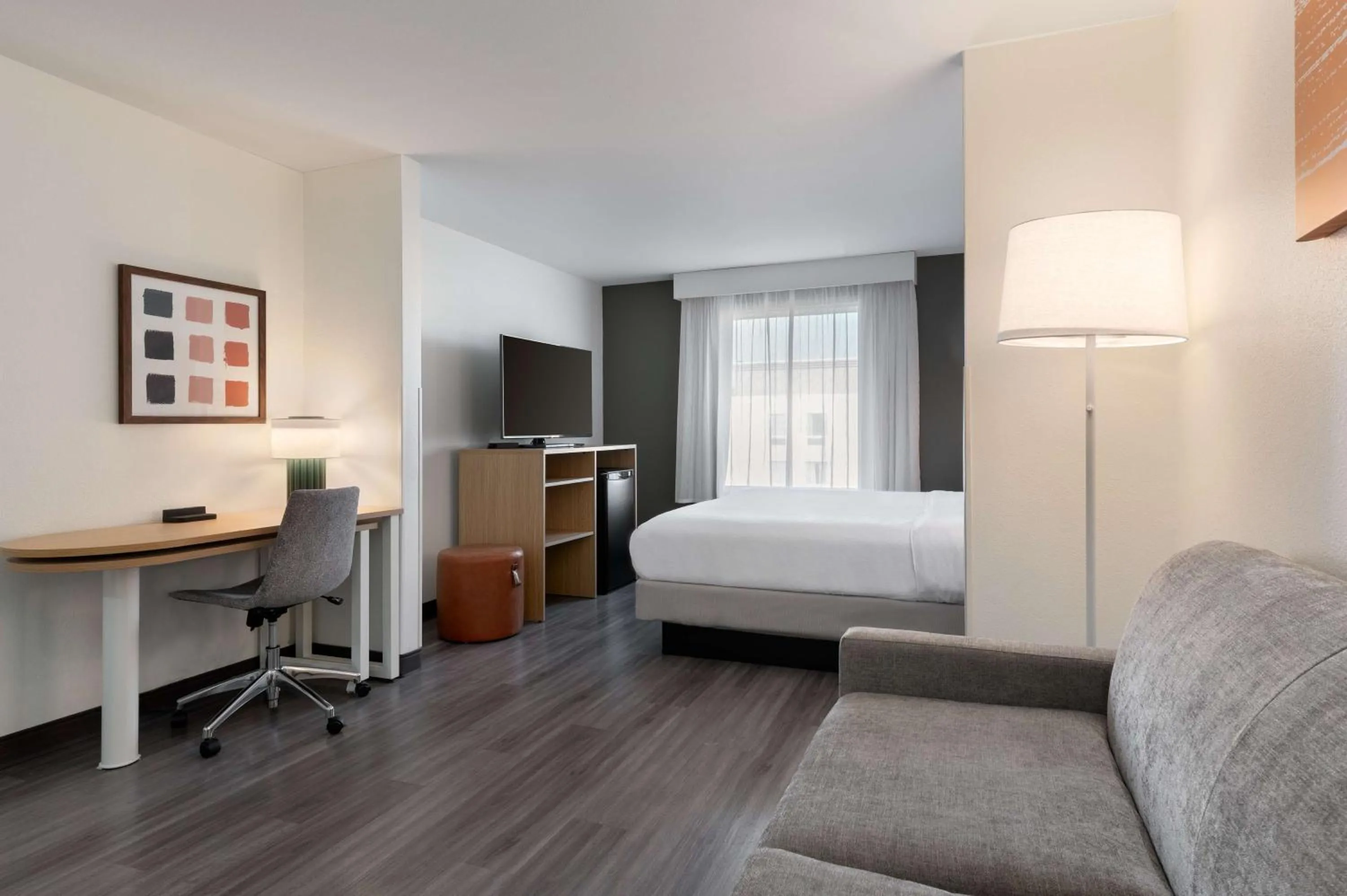 Bedroom, Bed in Spark by Hilton Savannah South I-95