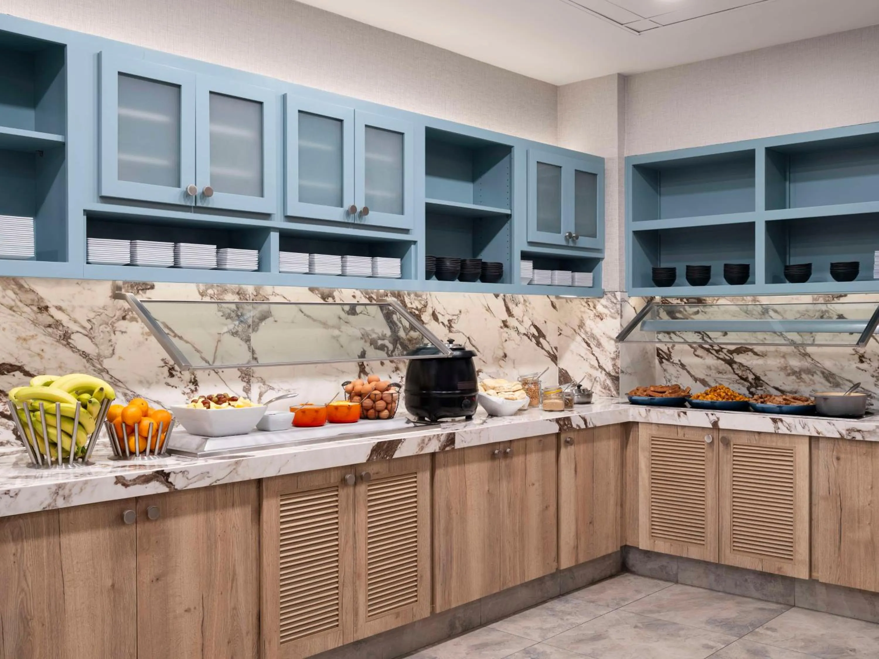 Breakfast in Hyatt Place Kansas City/Overland Park/Metcalf