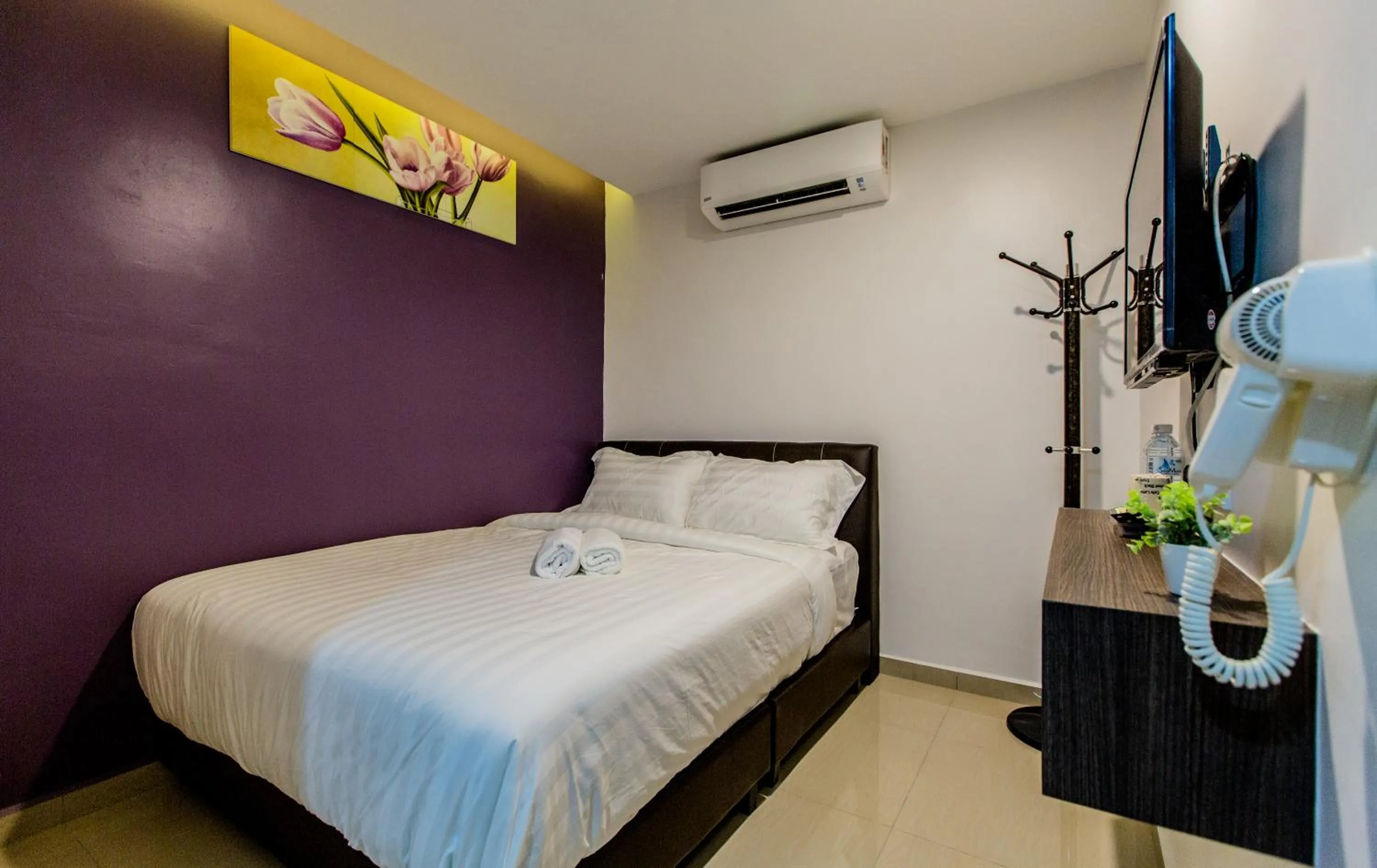 U Plus Budget Hotel