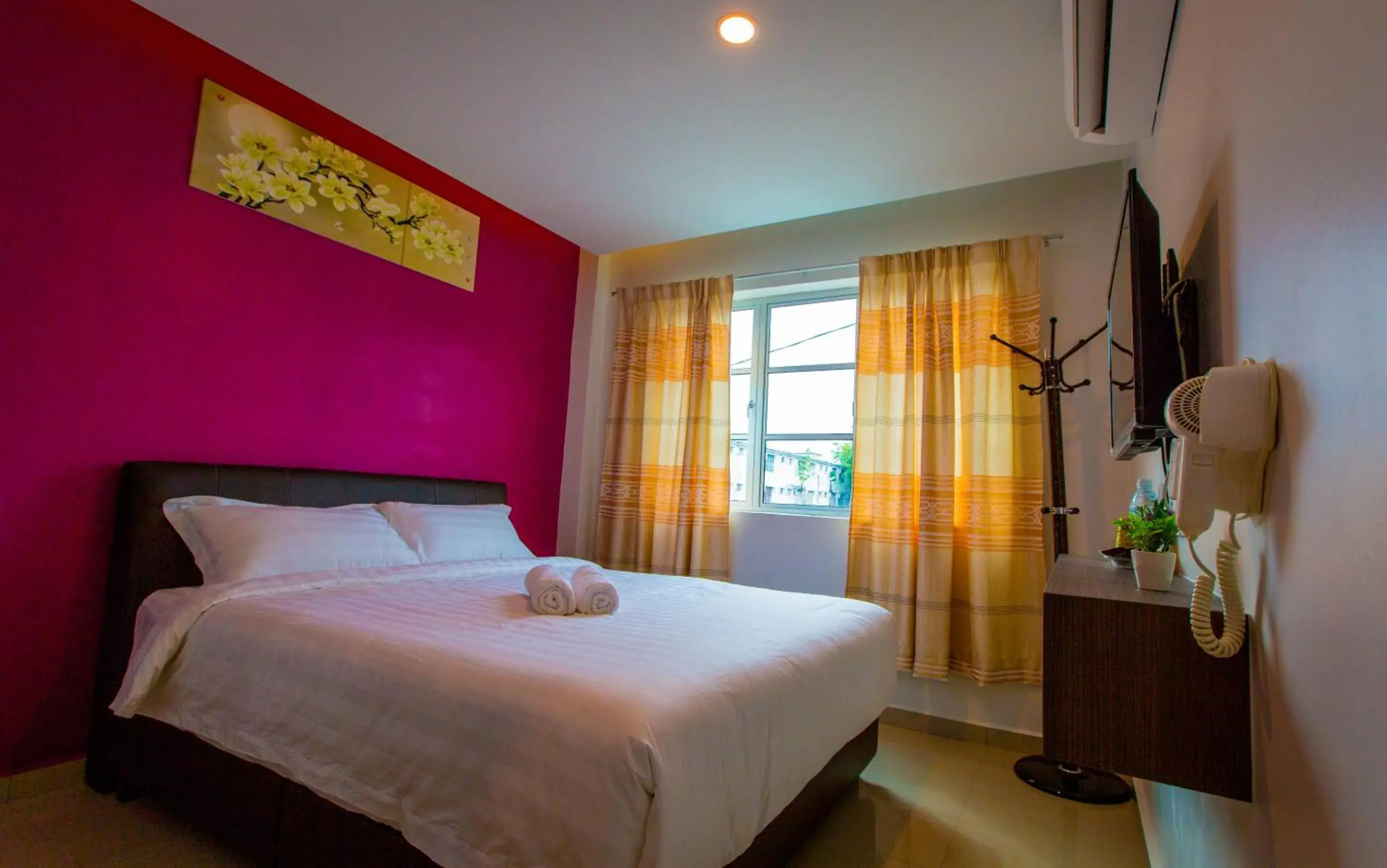 Superior Double or Twin Room in U Plus Budget Hotel Superior Double or Twin Room in U Plus Budget Hotel