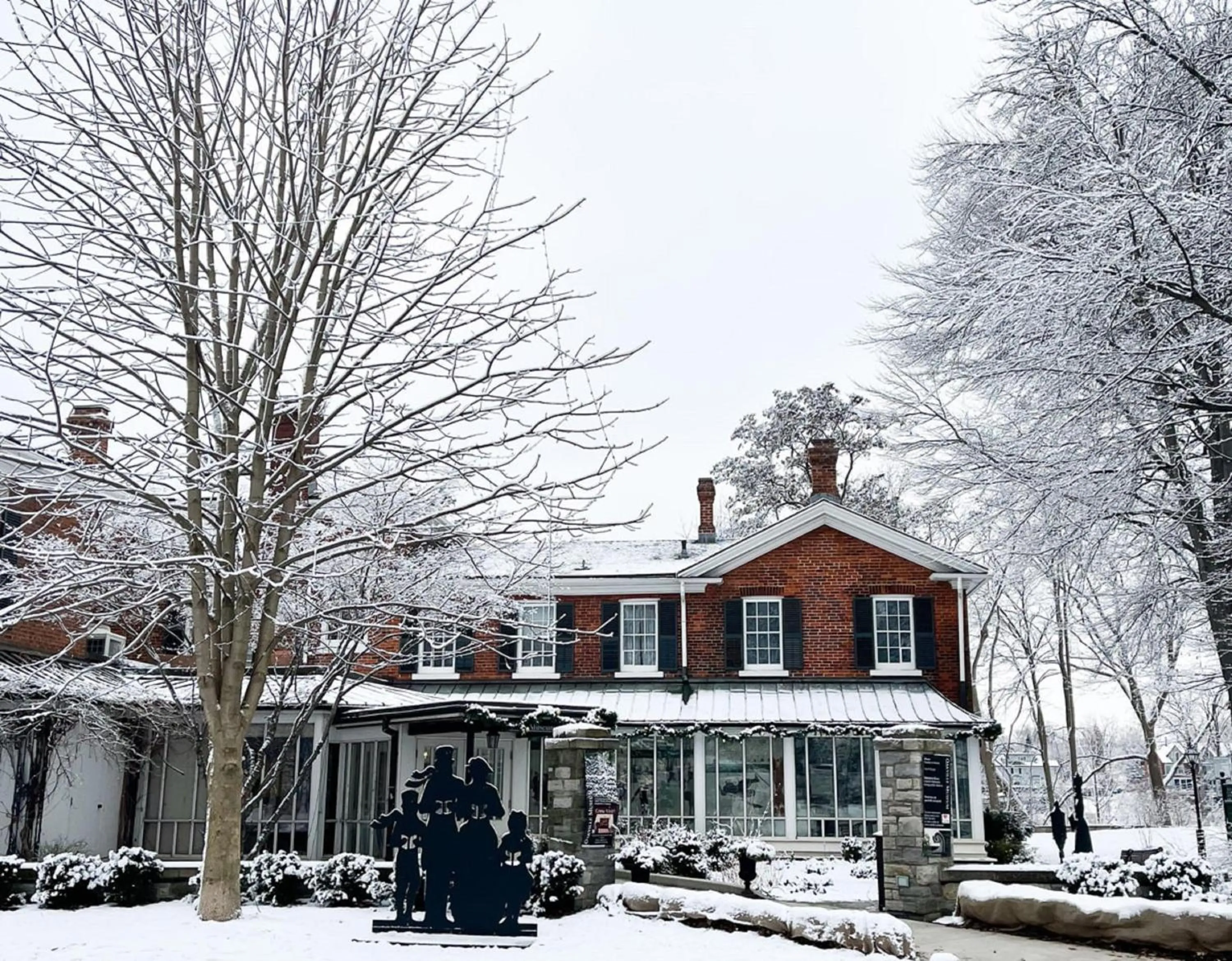 Area and facilities in Staybridge Suites Oakville Burlington by IHG