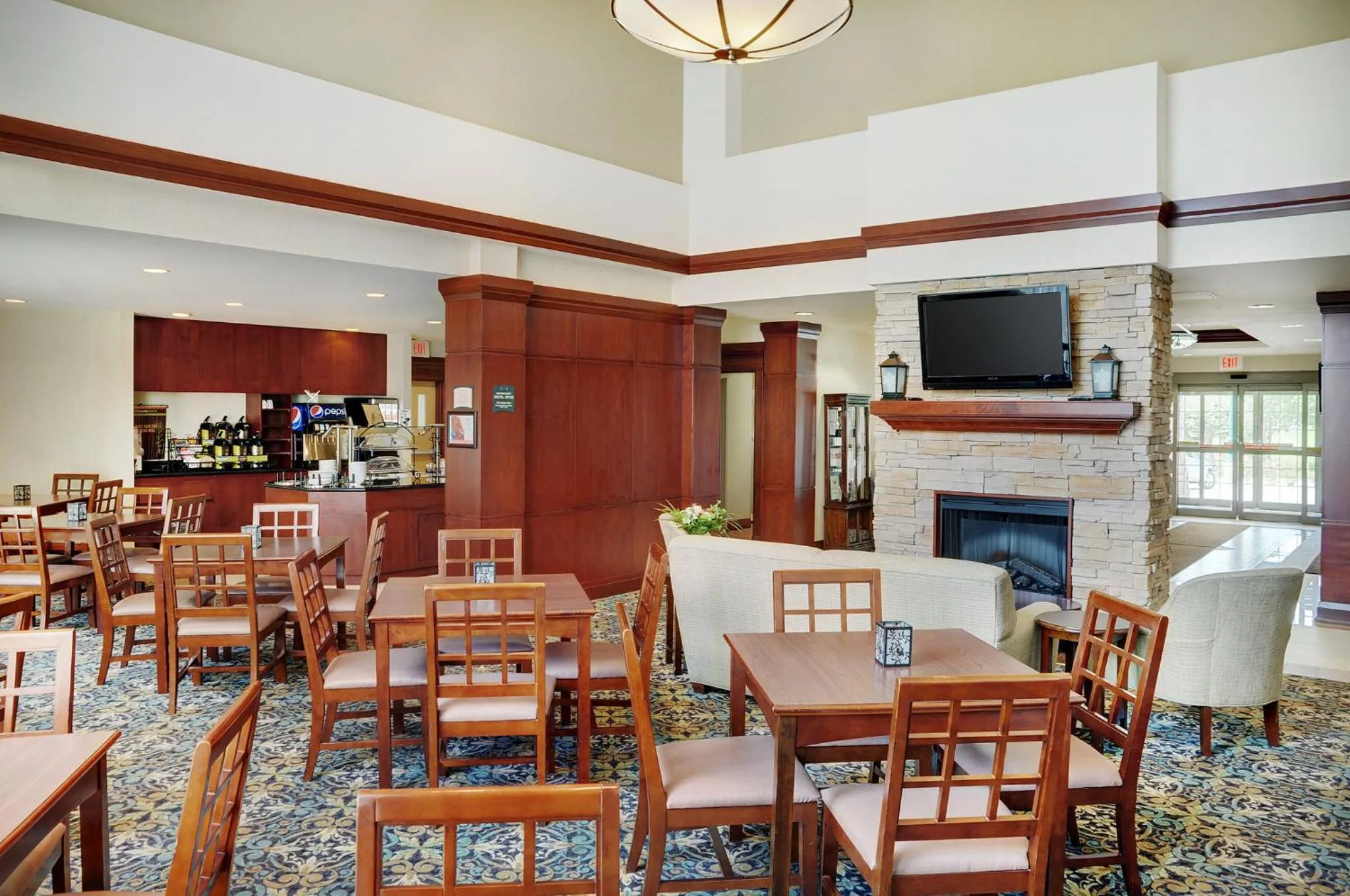 Restaurant/places to eat in Staybridge Suites Oakville Burlington by IHG