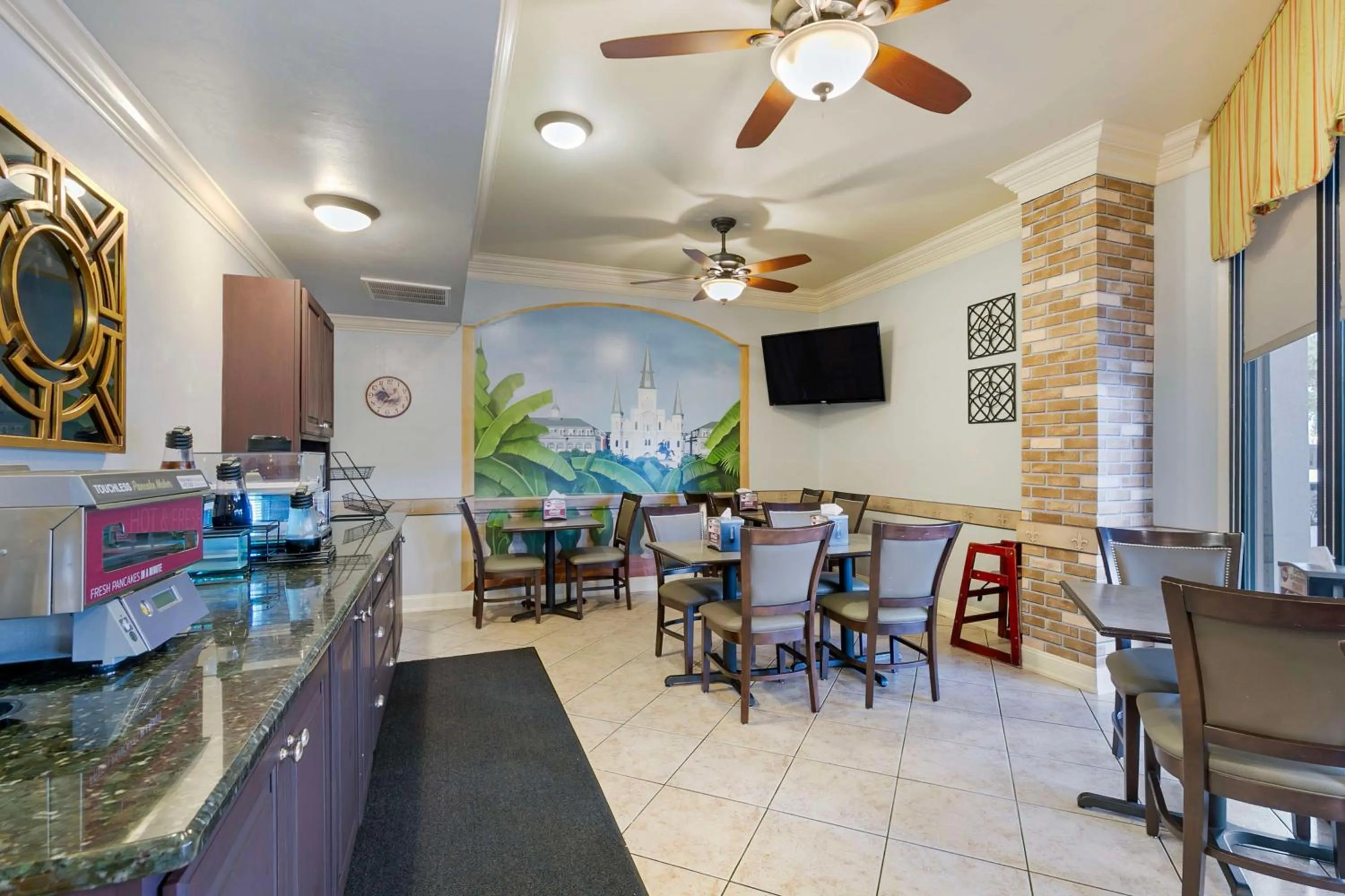 Breakfast in Best Western Plus Westbank