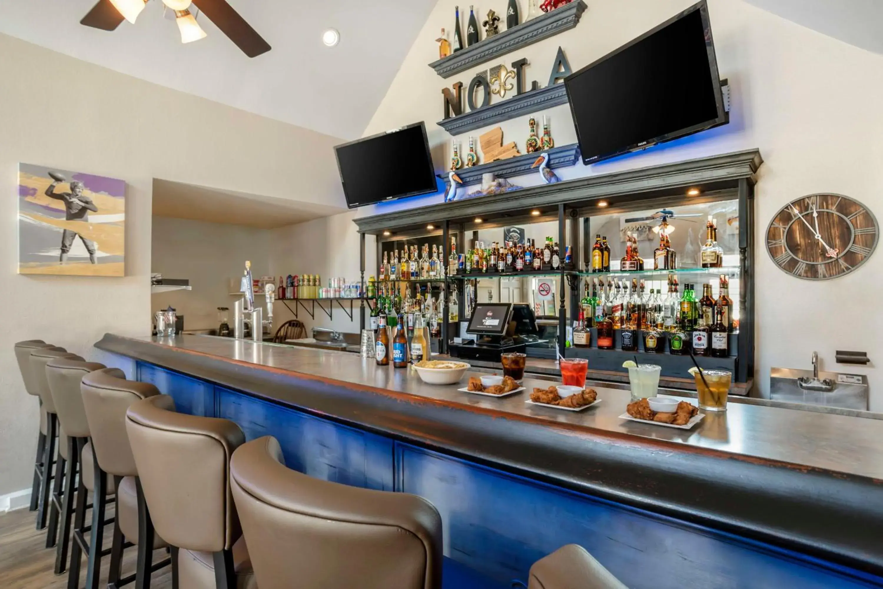 Lounge or bar in Best Western Plus Westbank Lounge or bar in Best Western Plus Westbank