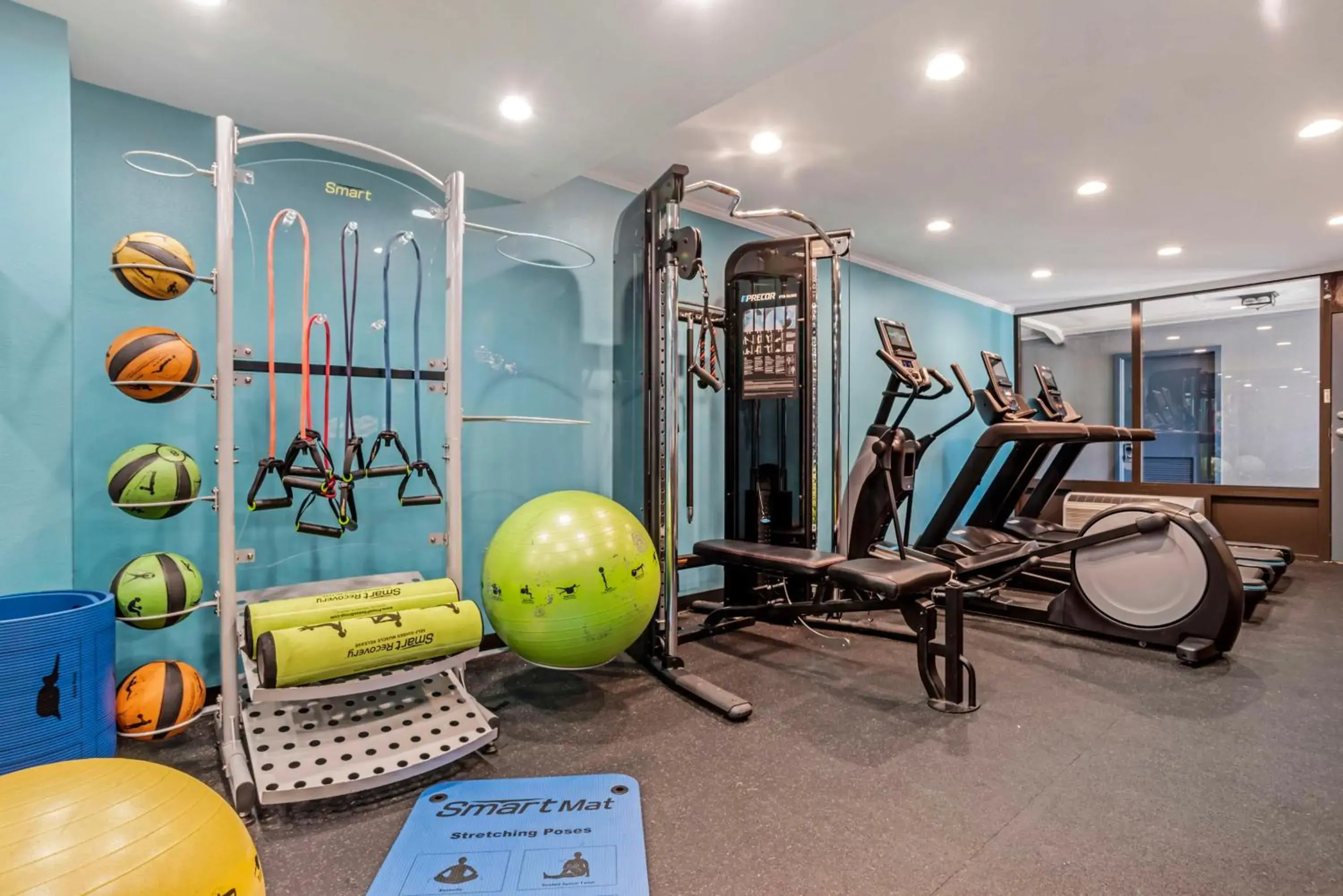 Fitness centre/facilities in Best Western Plus Westbank Fitness centre/facilities in Best Western Plus Westbank