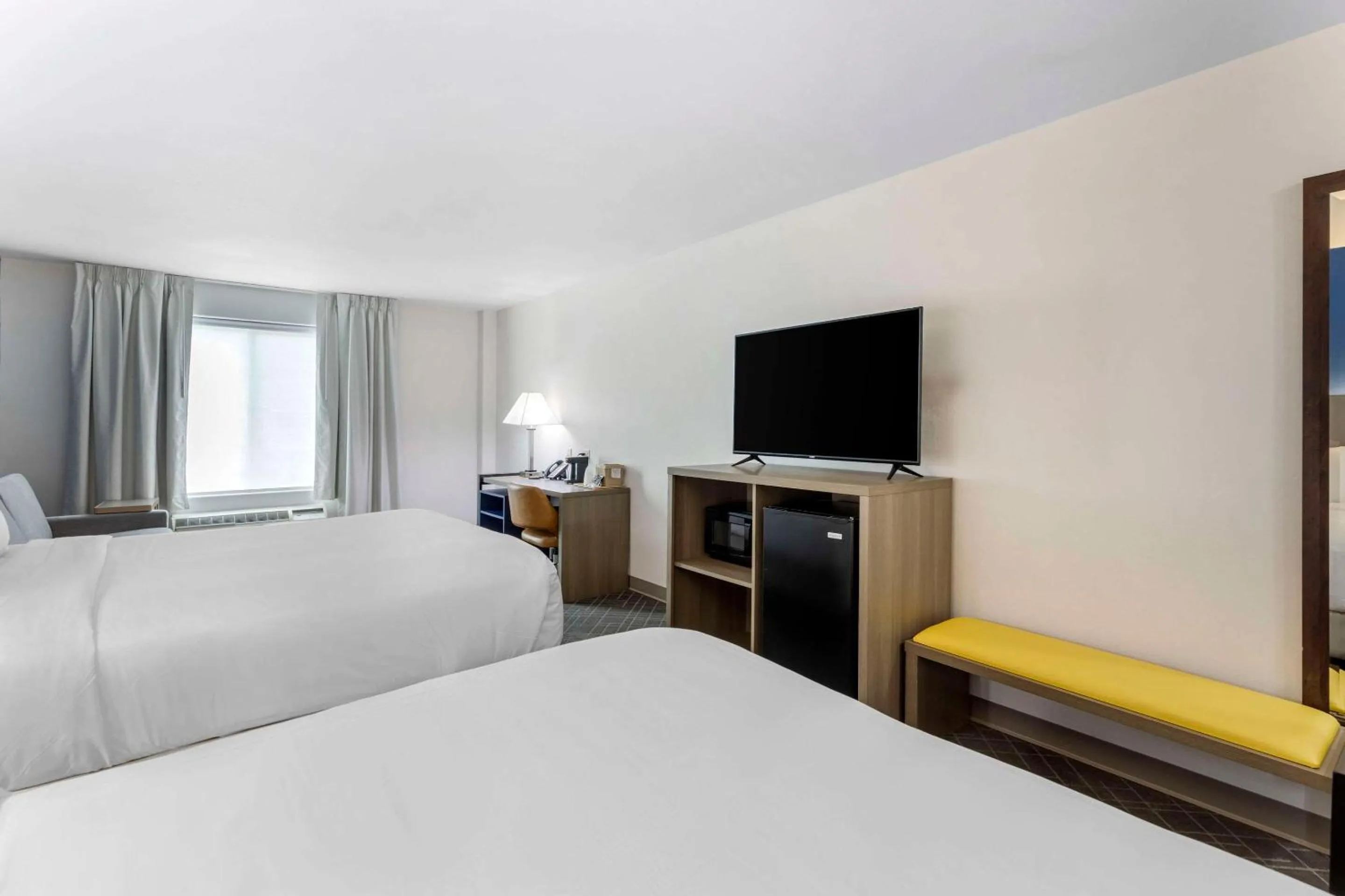 Bedroom, Bed in Comfort Inn & Suites Glenwood Springs On The River