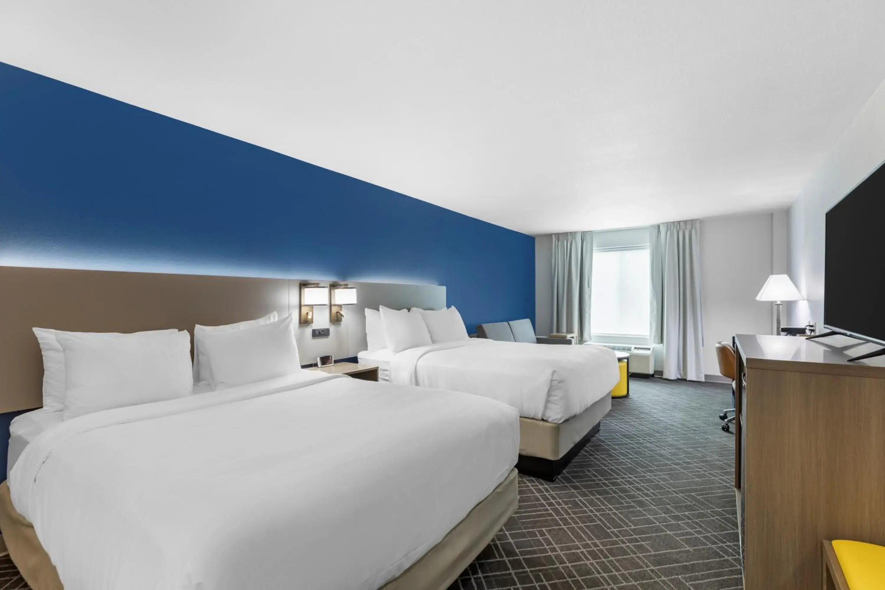 Bedroom, Bed in Comfort Inn & Suites Glenwood Springs On The River Bedroom, Bed in Comfort Inn & Suites Glenwood Springs On The River