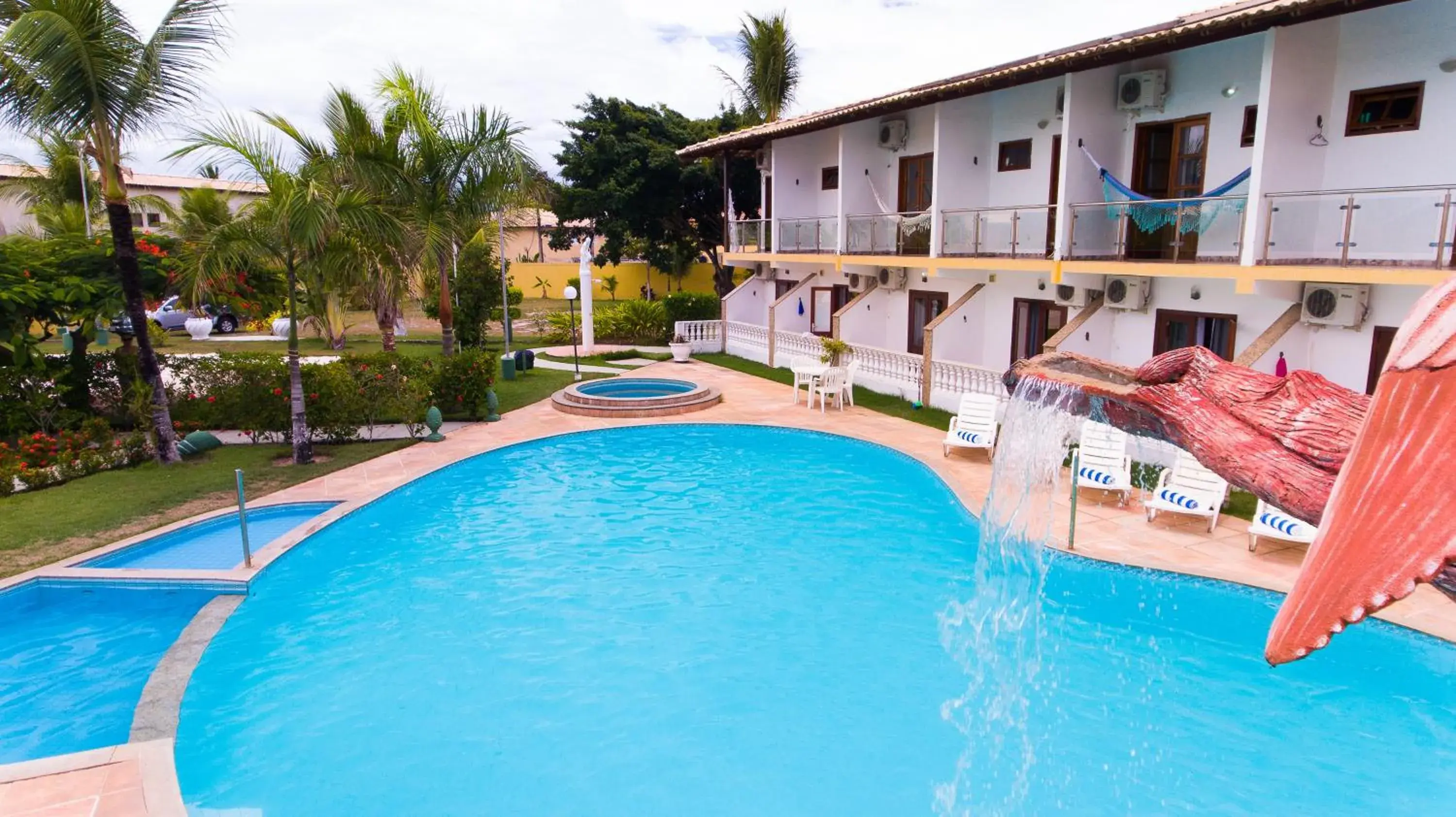 Pool view in Benko´s Praia Hotel Pool view in Benko´s Praia Hotel