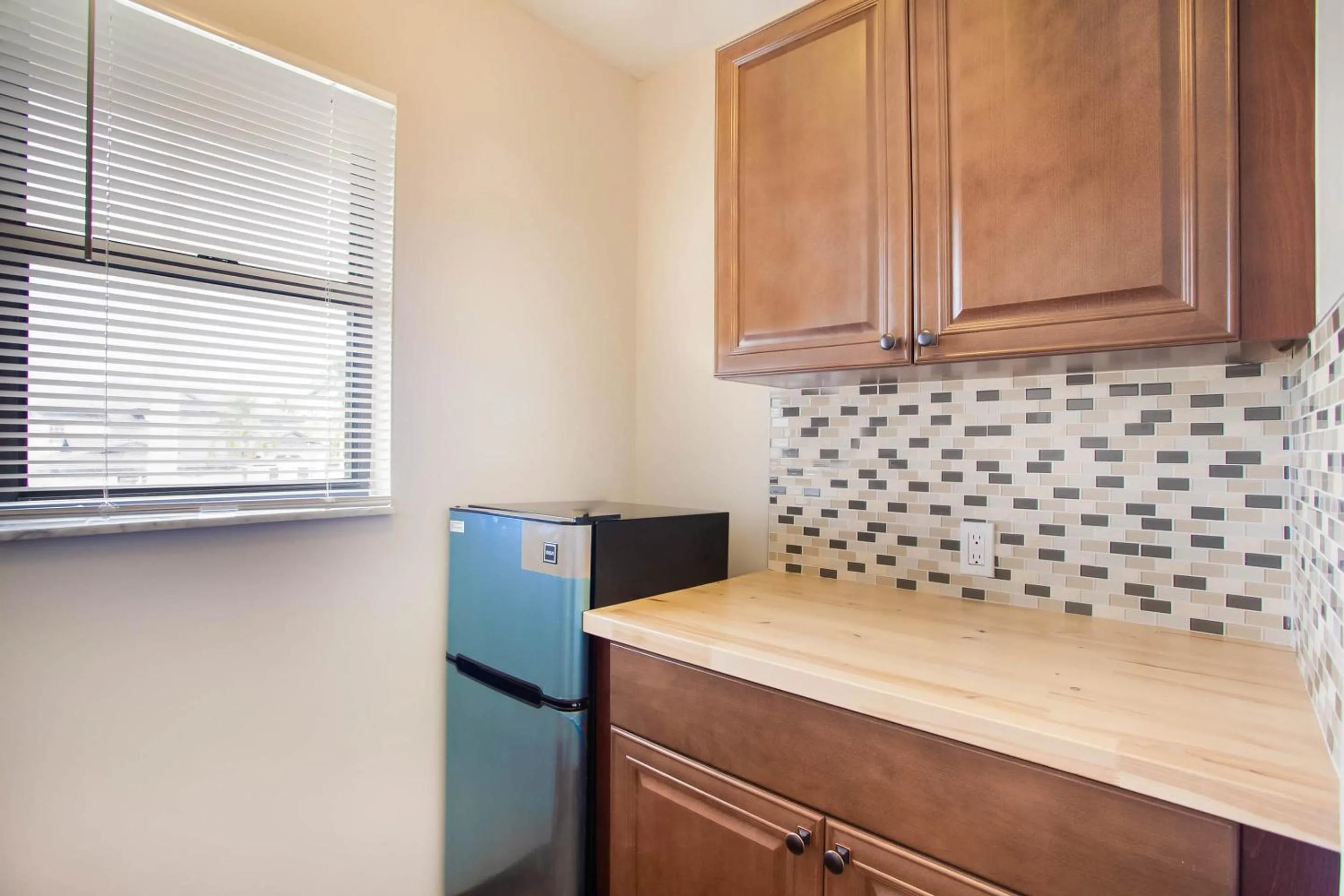 Bedroom in OYO Waterfront Hotel- Cape Coral Fort Myers, FL