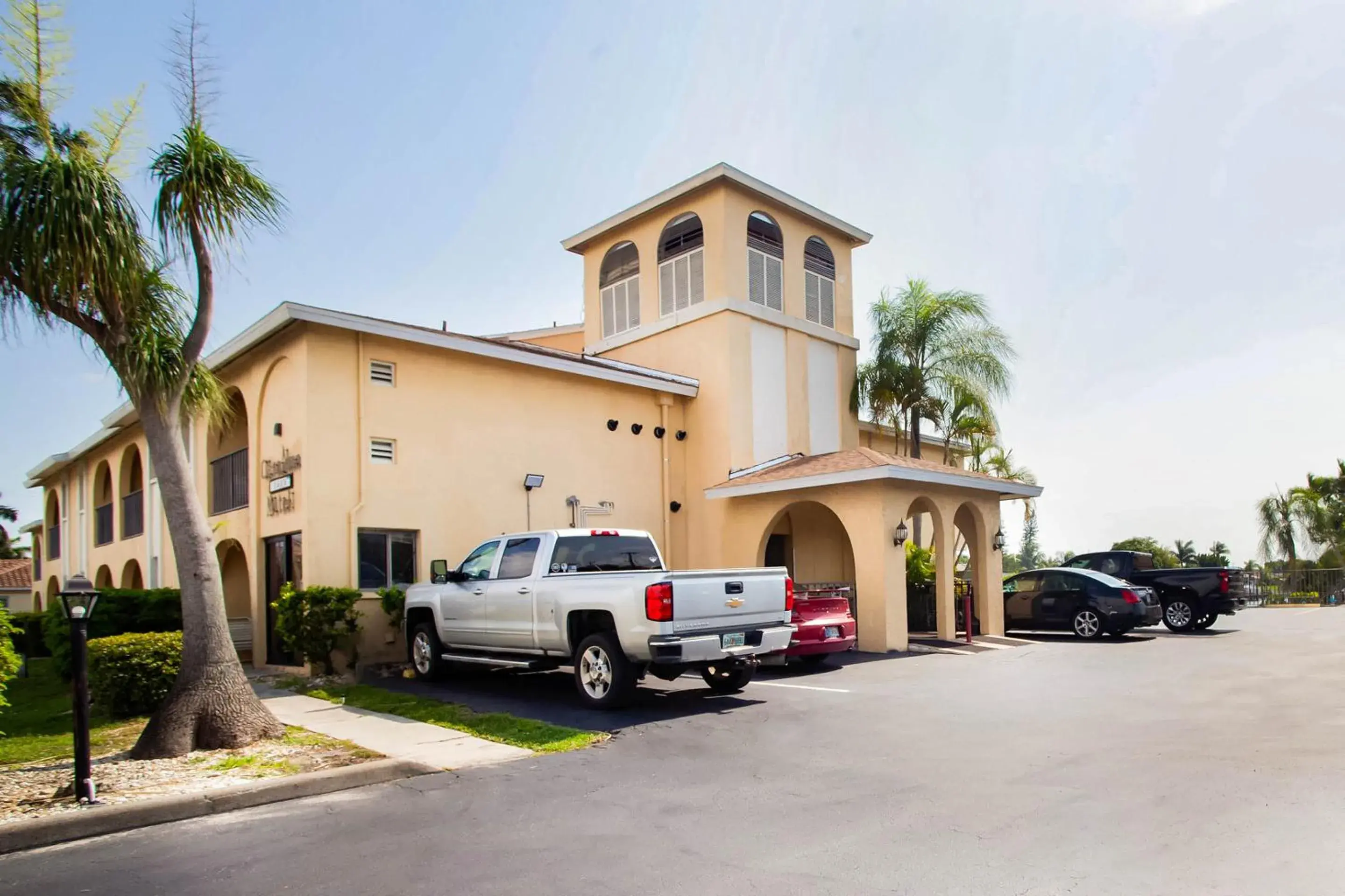 Facade/entrance, Property Building in OYO Waterfront Hotel- Cape Coral Fort Myers, FL