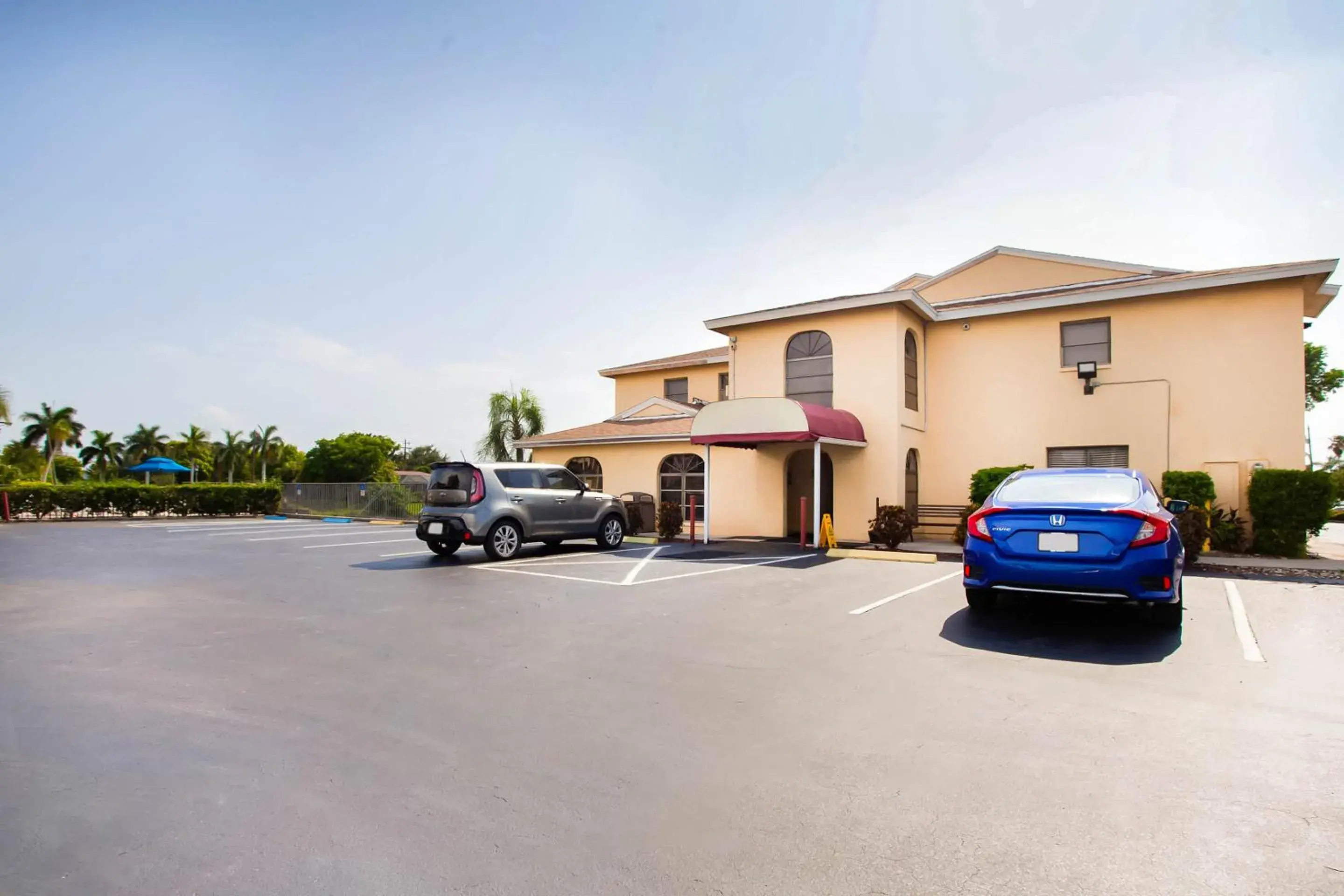 Facade/entrance, Property Building in OYO Waterfront Hotel- Cape Coral Fort Myers, FL