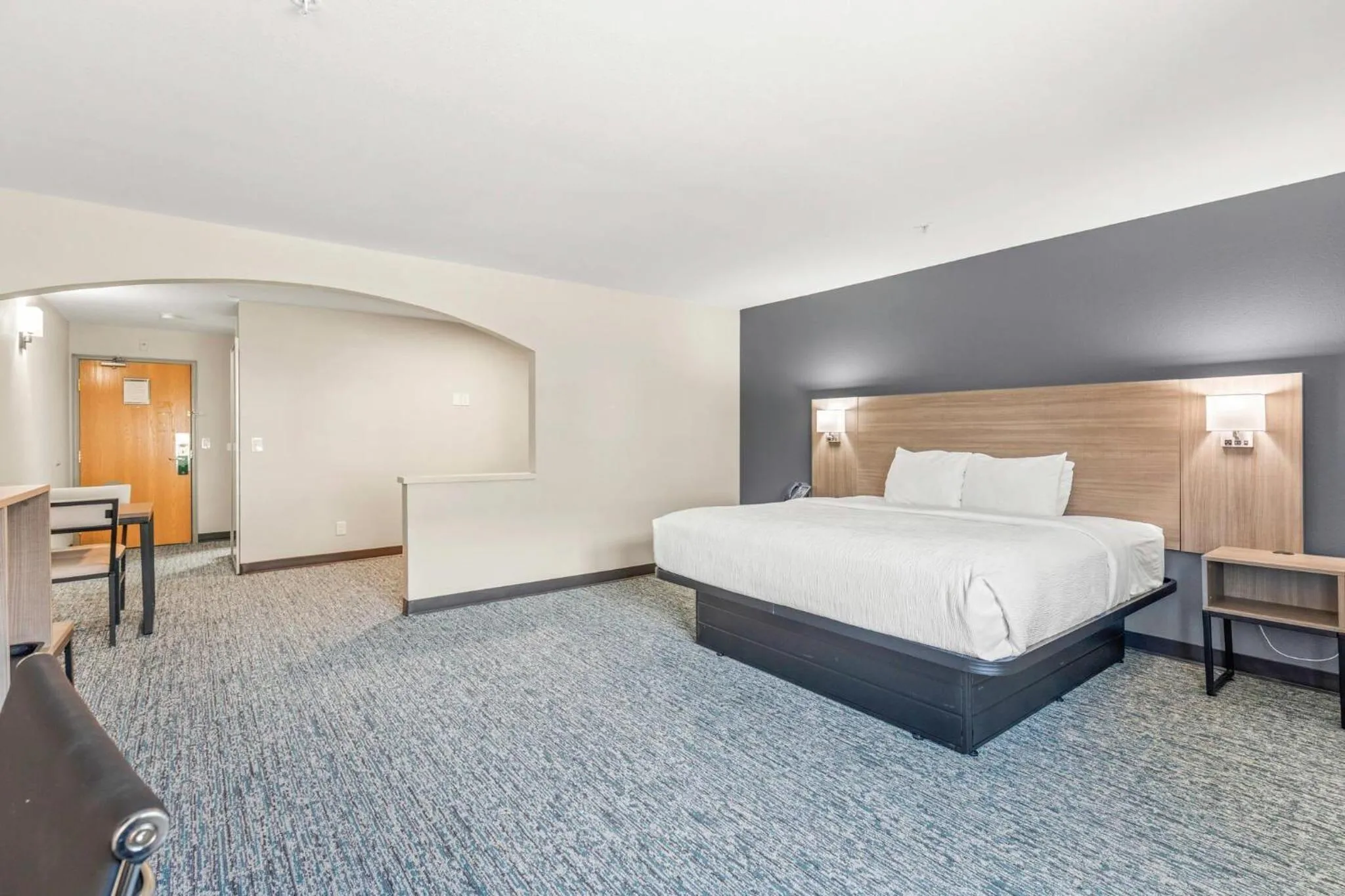 Bedroom, Bed in Quality Inn & Suites On The River