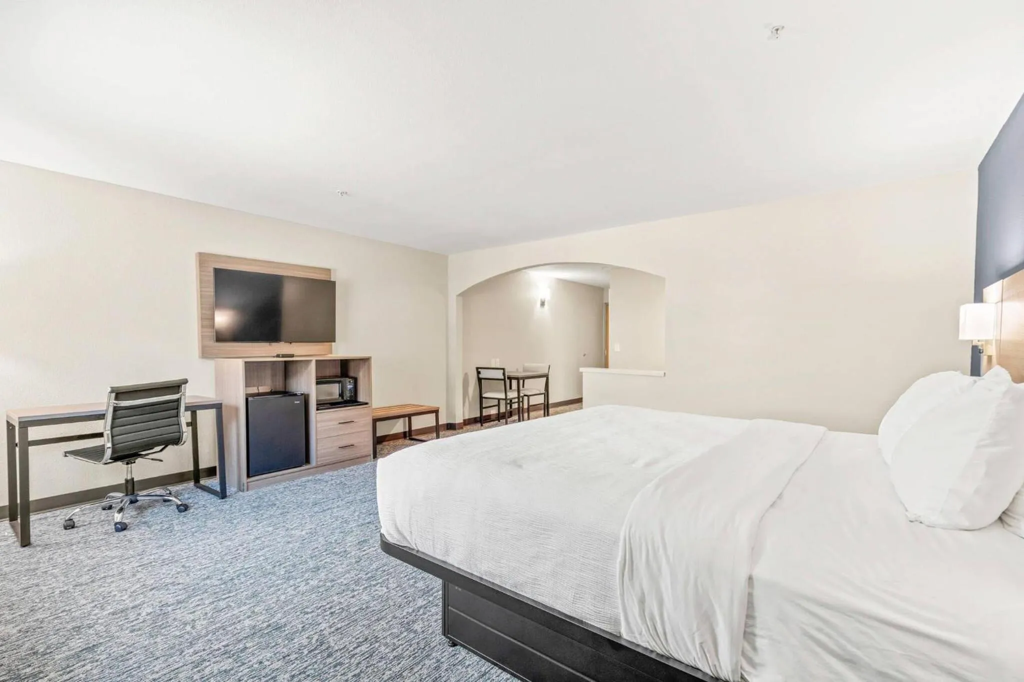 Bedroom, Bed in Quality Inn & Suites On The River