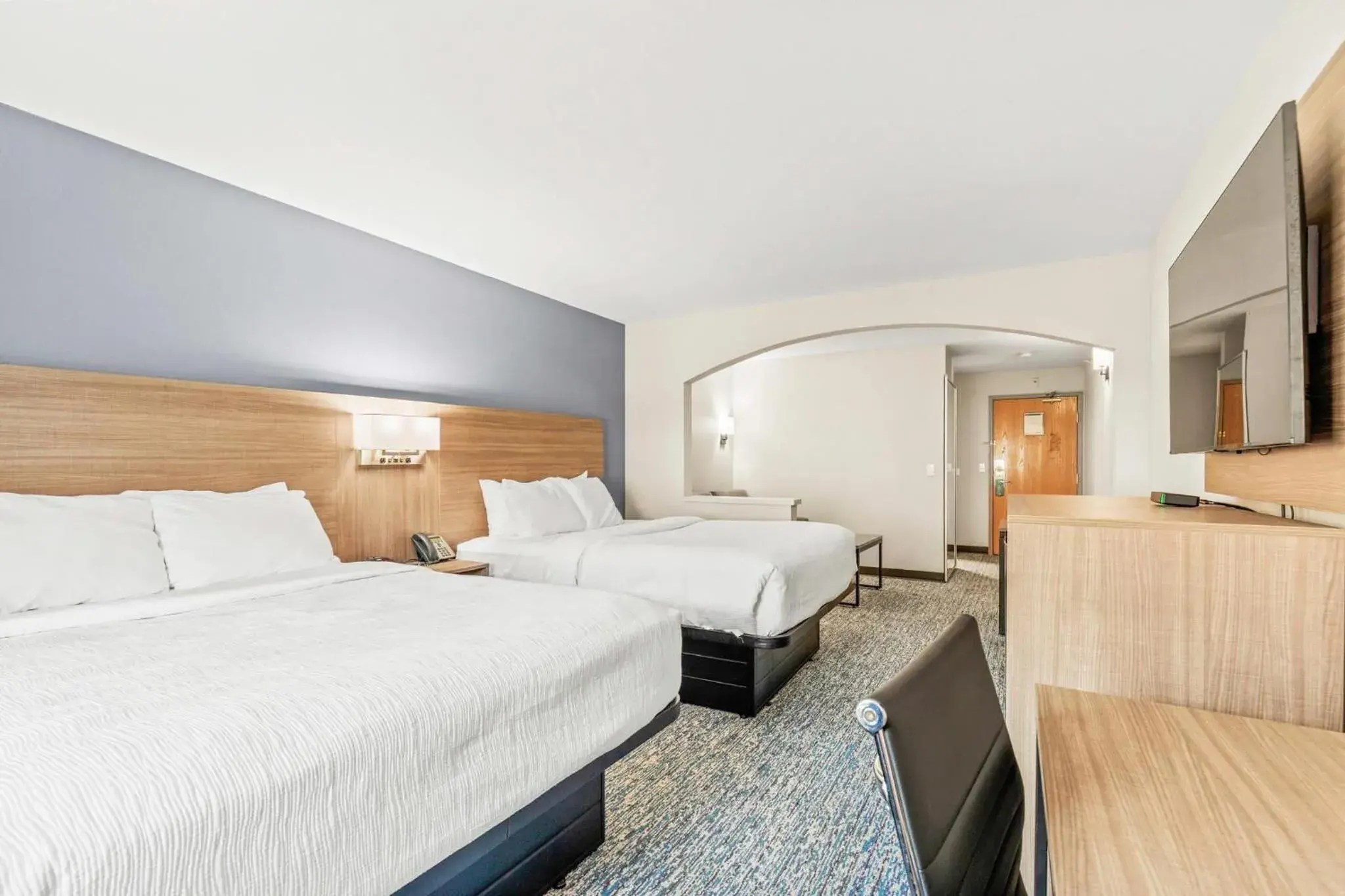 Bedroom, Bed in Quality Inn & Suites On The River Bedroom, Bed in Quality Inn & Suites On The River