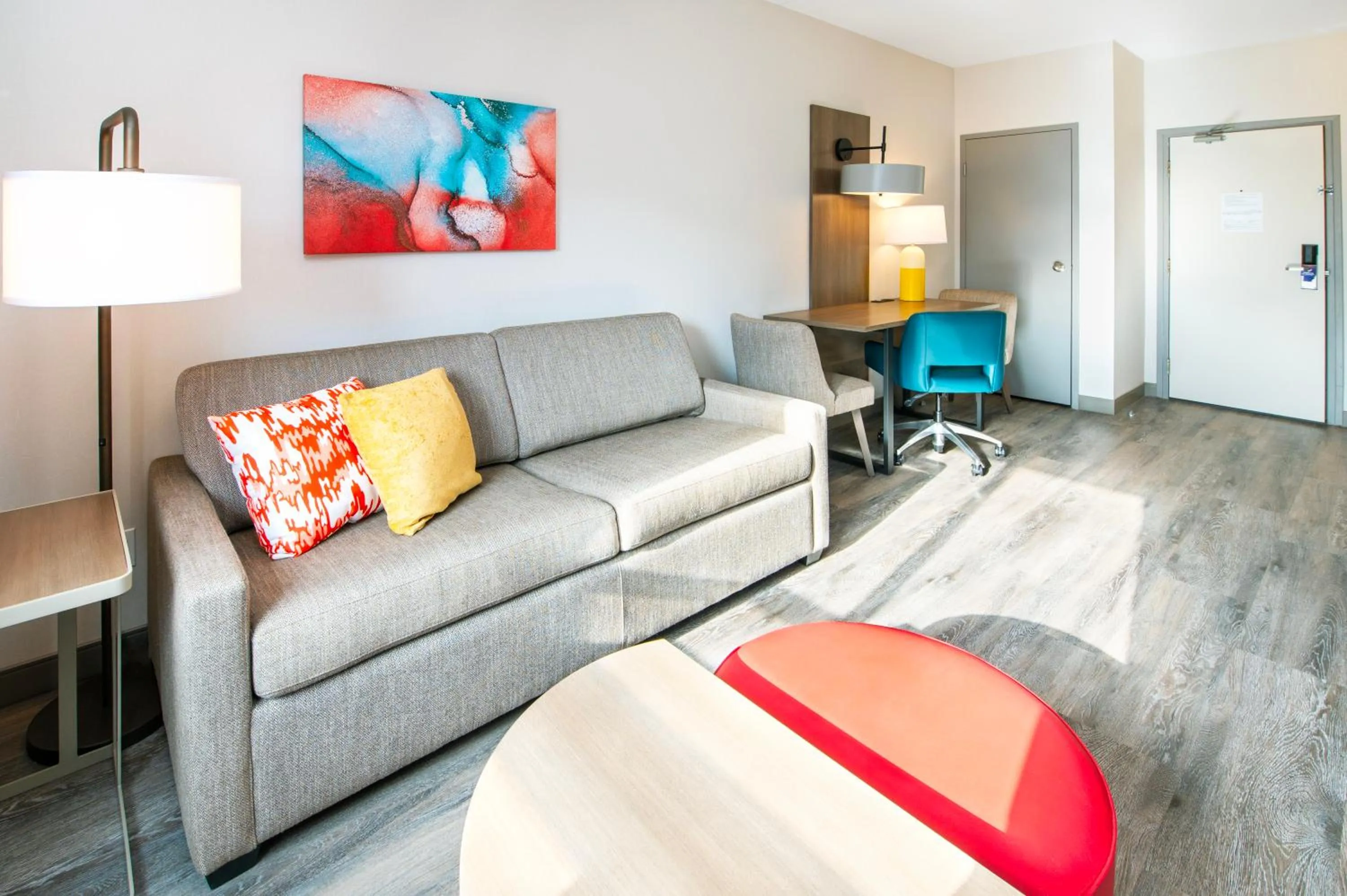 Seating area in Quality Suites London