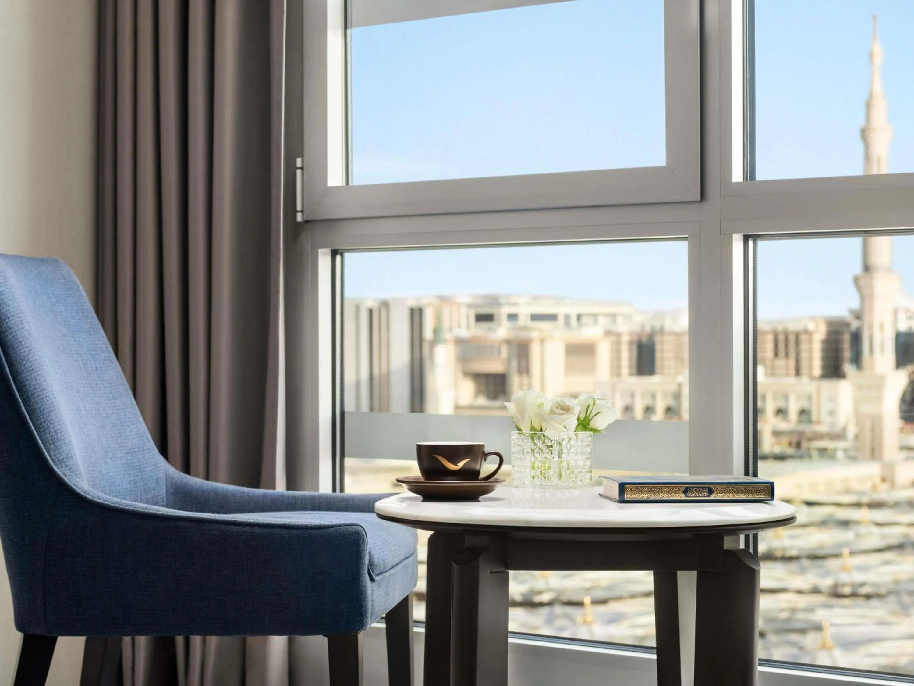 Bedroom in Anwar Al Madinah Mövenpick