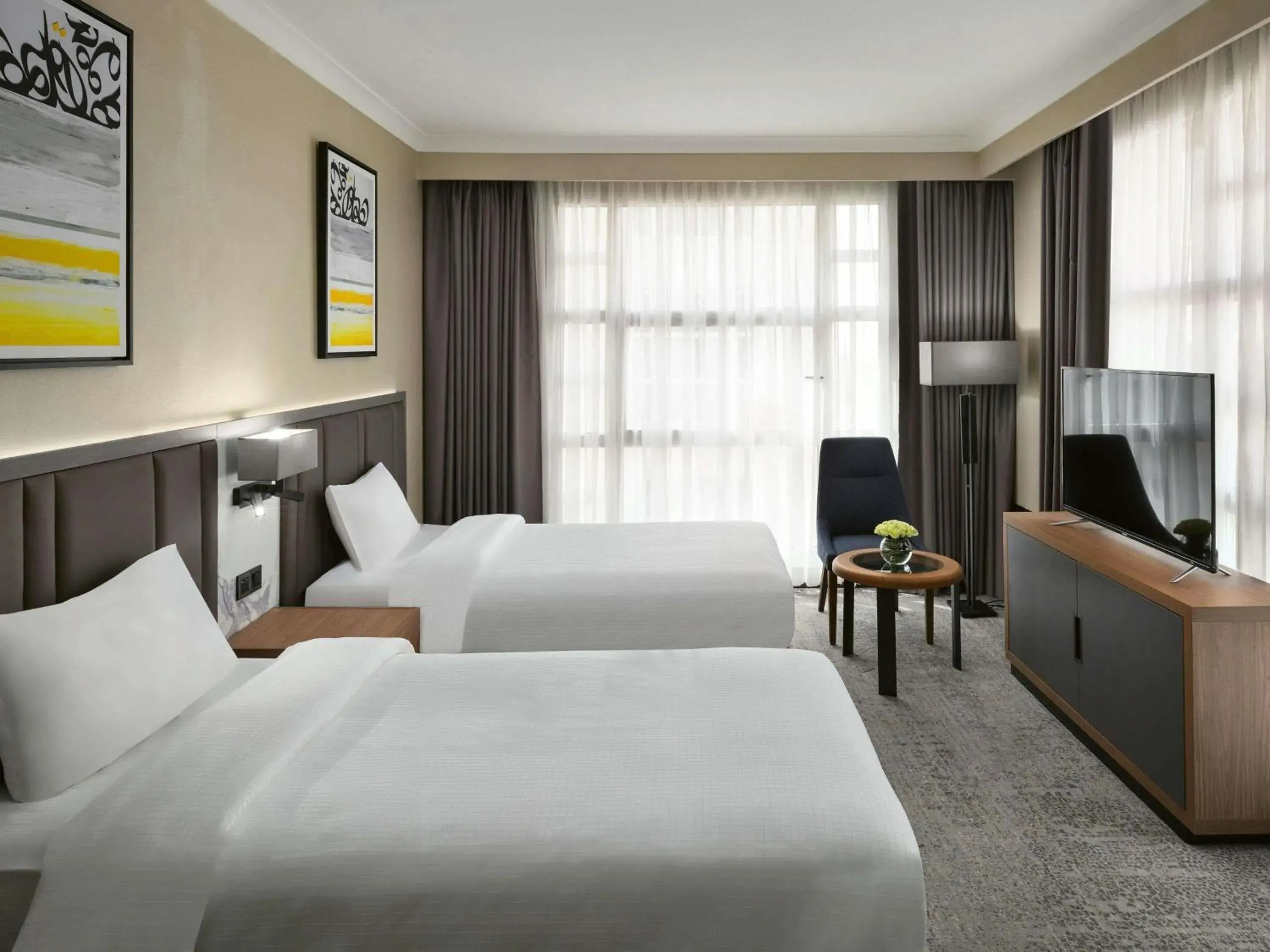 Bedroom, Bed in Anwar Al Madinah Mövenpick Bedroom, Bed in Anwar Al Madinah Mövenpick