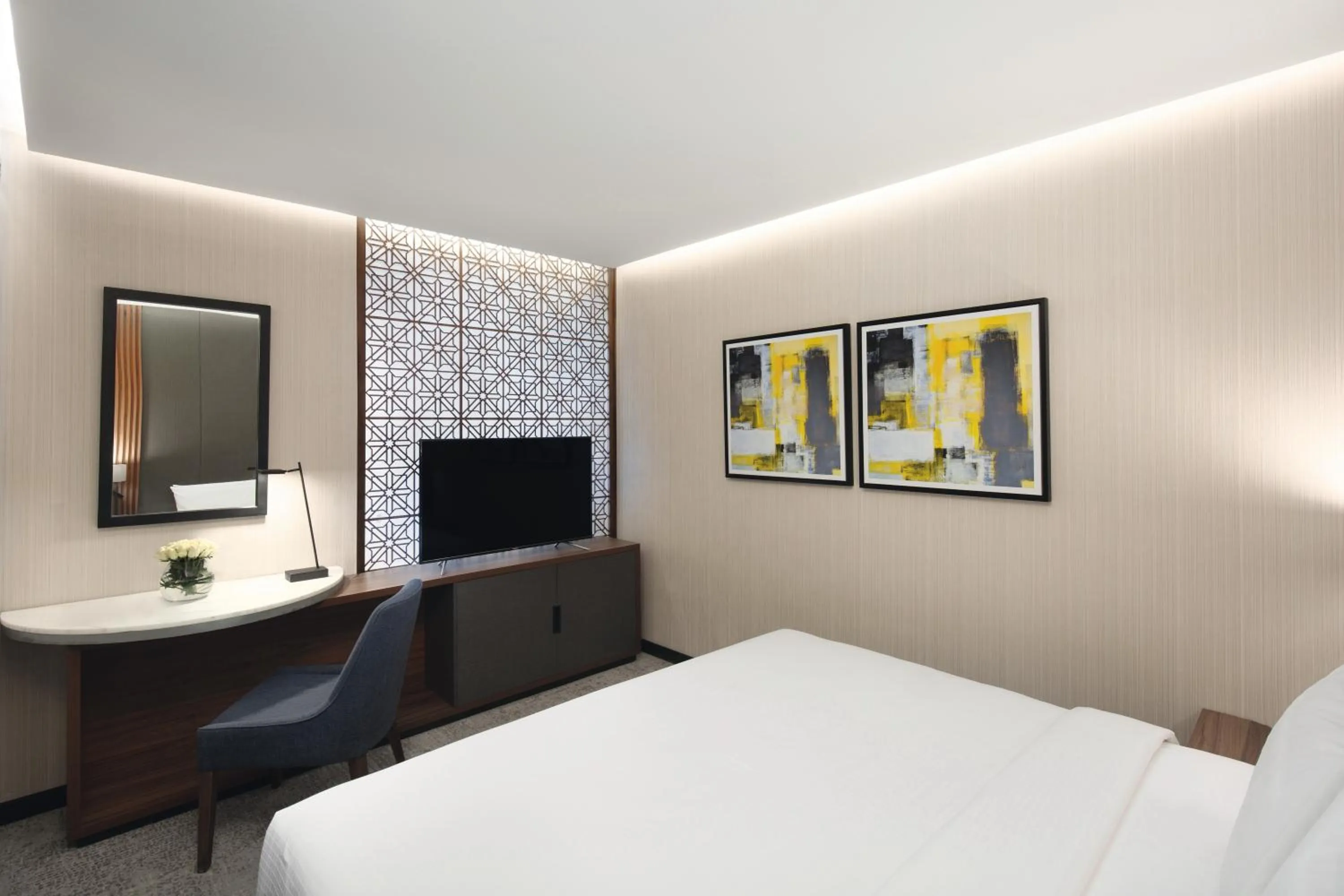 Photo of the whole room, Bed in Anwar Al Madinah Mövenpick