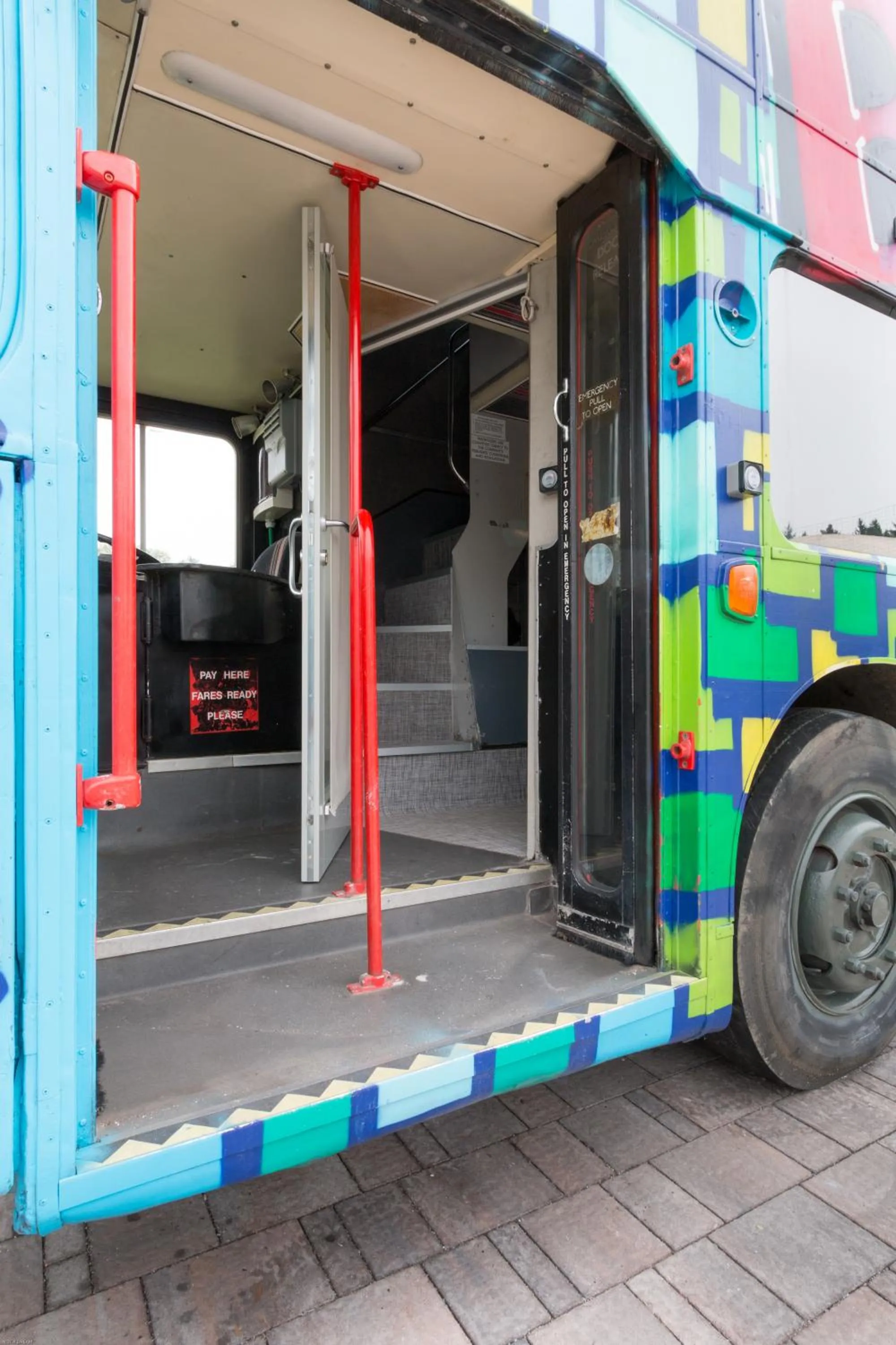 Facade/entrance in Bed In Bus