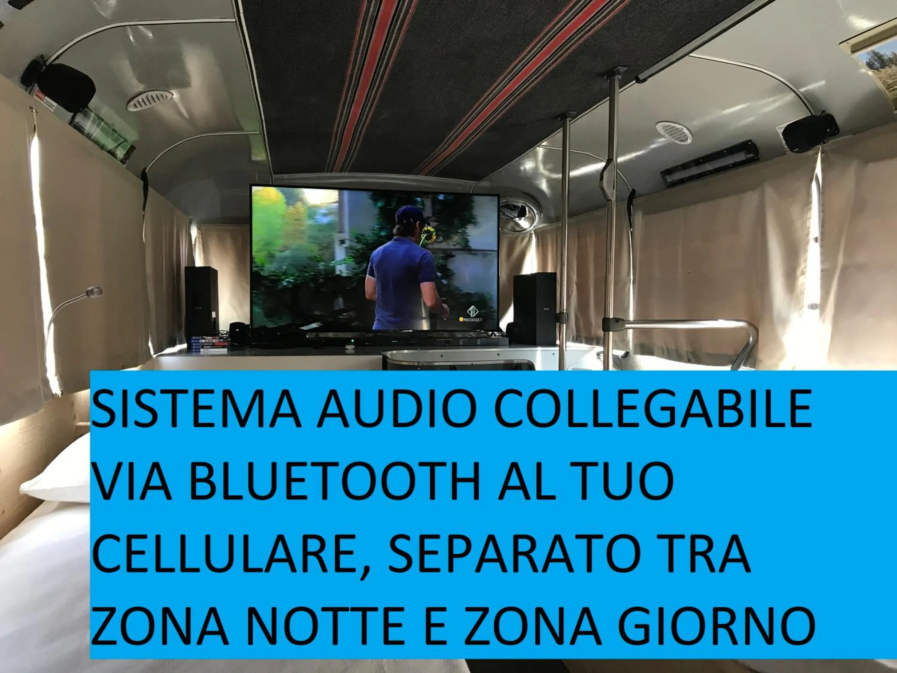 TV and multimedia in Bed In Bus