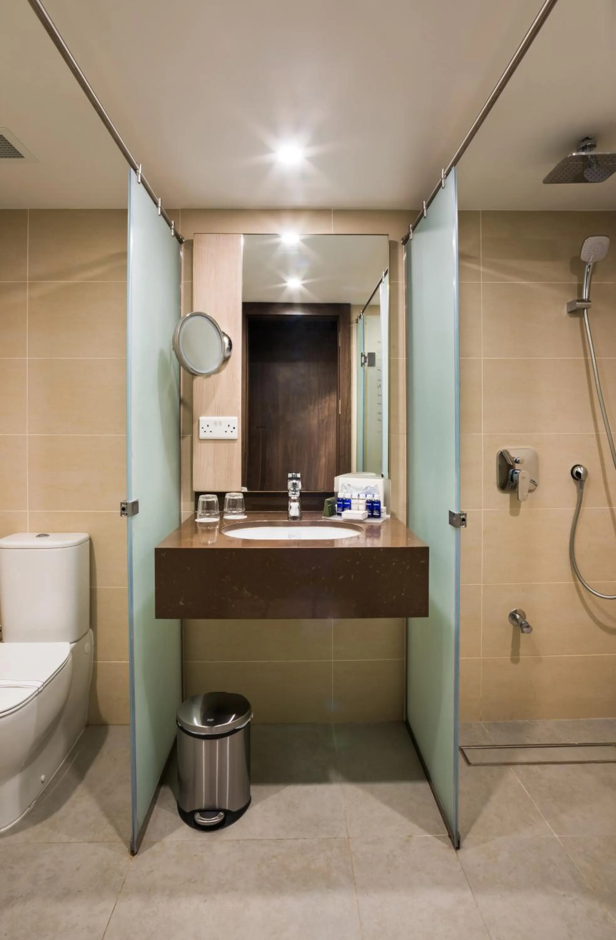 Shower in Makarem Ajyad Makkah Hotel