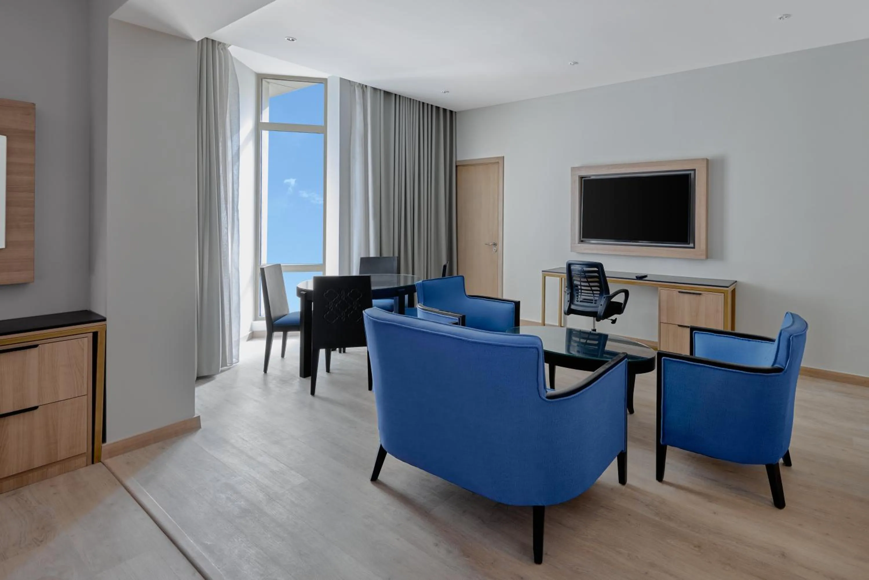 Living room in Makarem Umm Al Qura Hotel