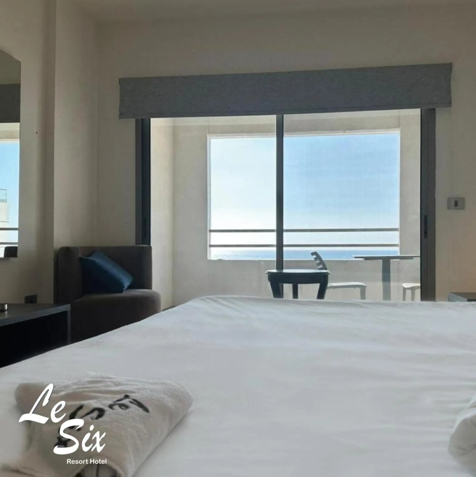 Bed in Le Six Hotel And Resort