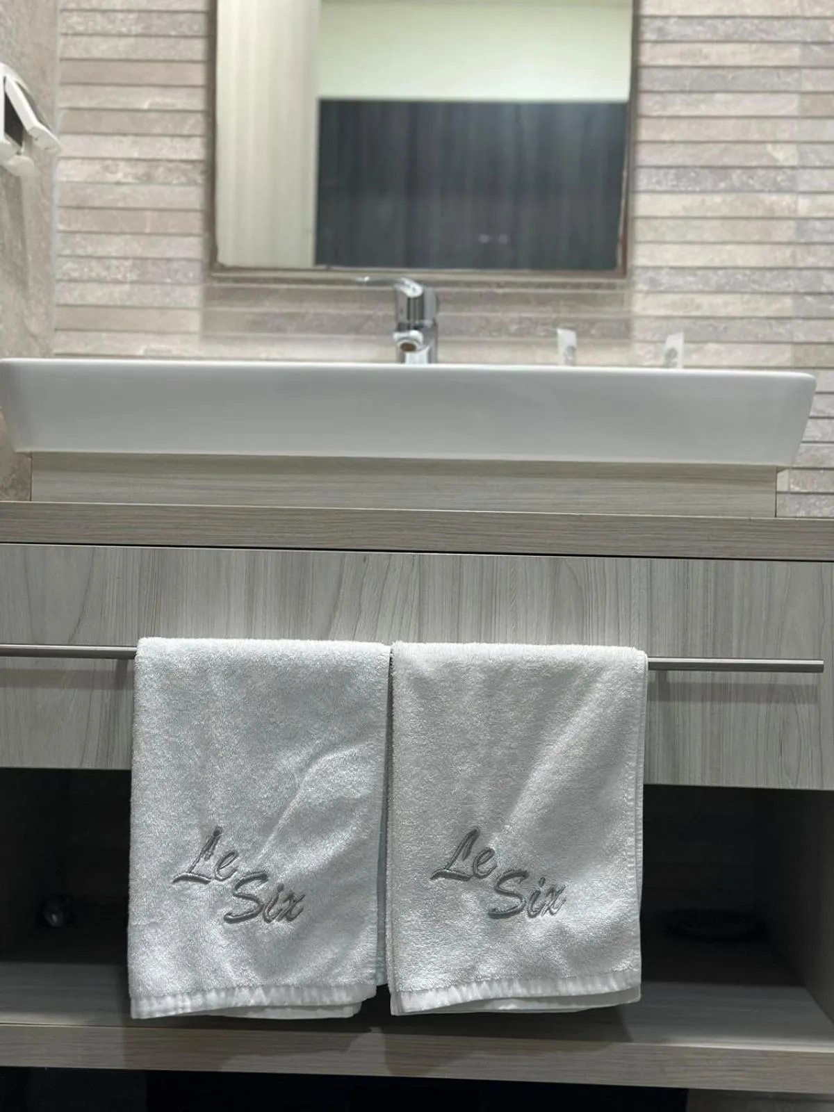 Bathroom in Le Six Hotel And Resort