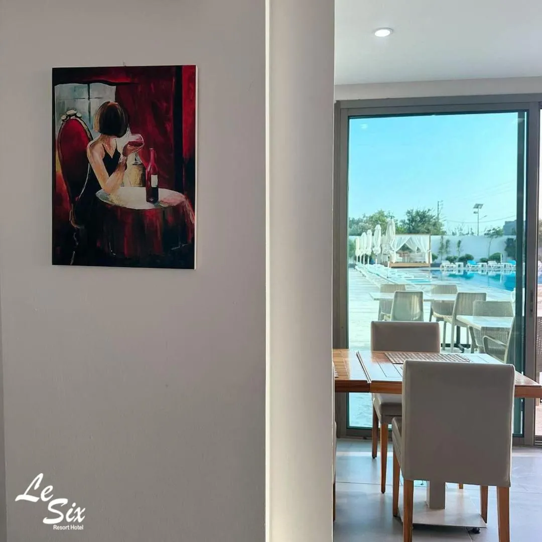 Le Six Hotel And Resort