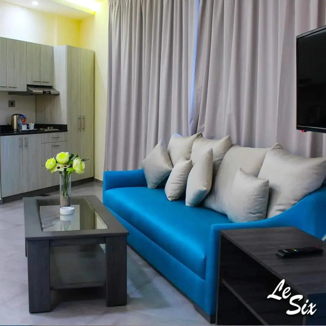 Le Six Hotel And Resort