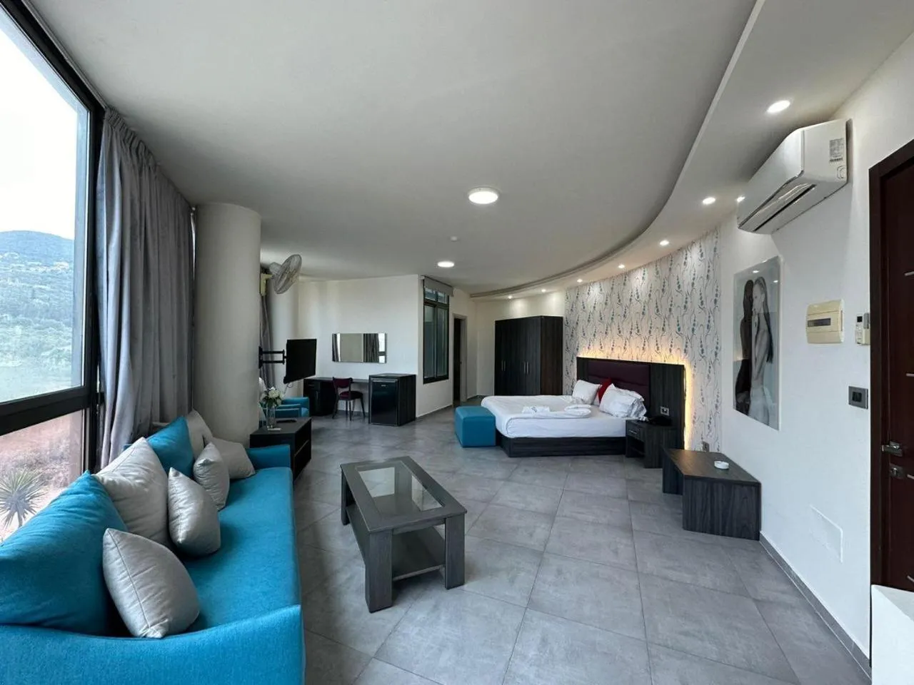 Bed in Le Six Hotel And Resort