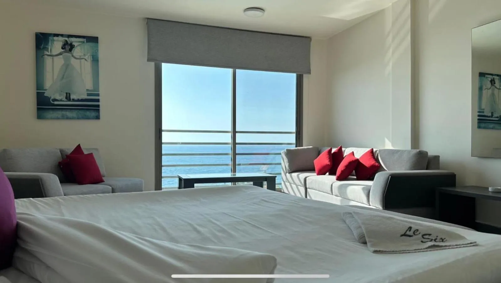 Bed in Le Six Hotel And Resort