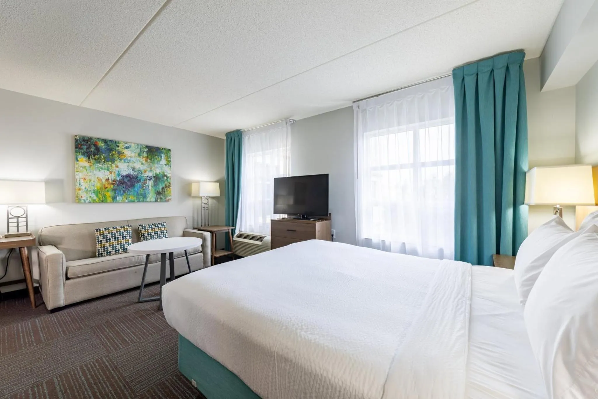 Photo of the whole room, Bed in Staybridge Suites Guelph by IHG