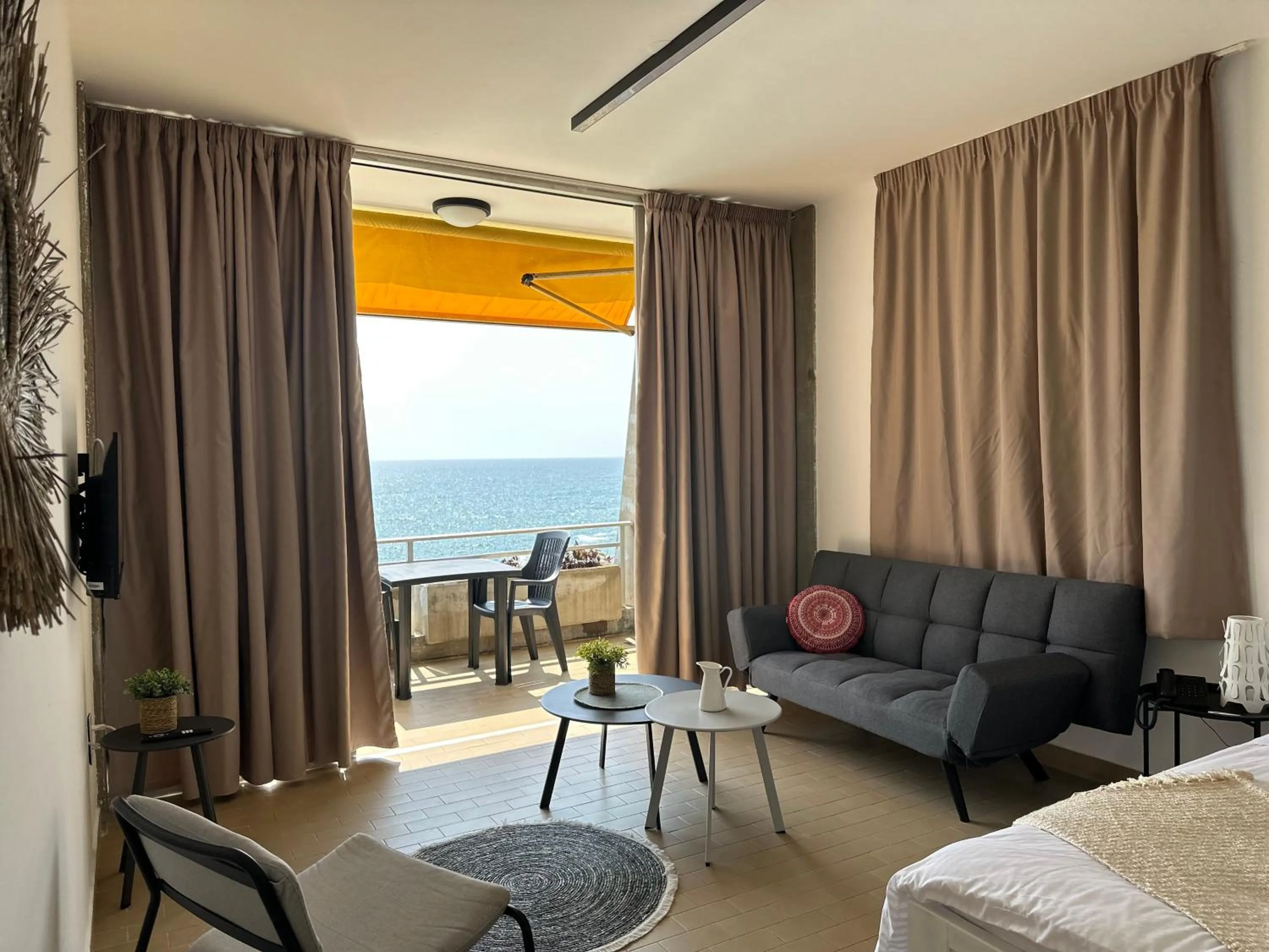 TV and multimedia, Bed in St Paul Resort