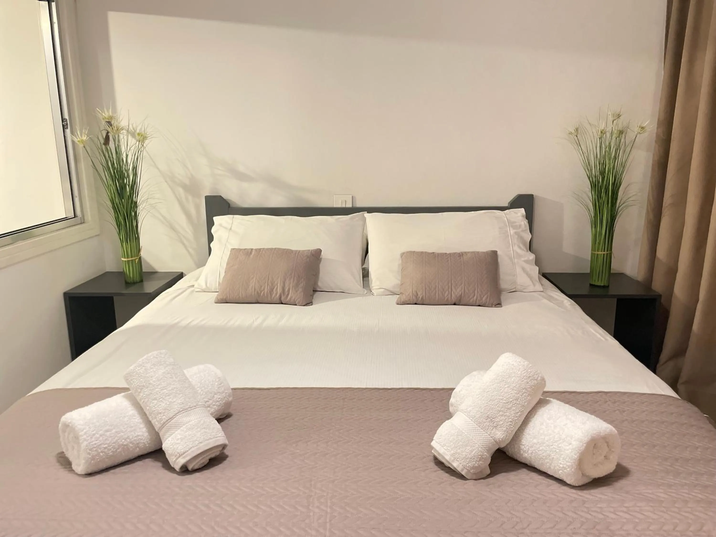 Bedroom, Bed in St Paul Resort