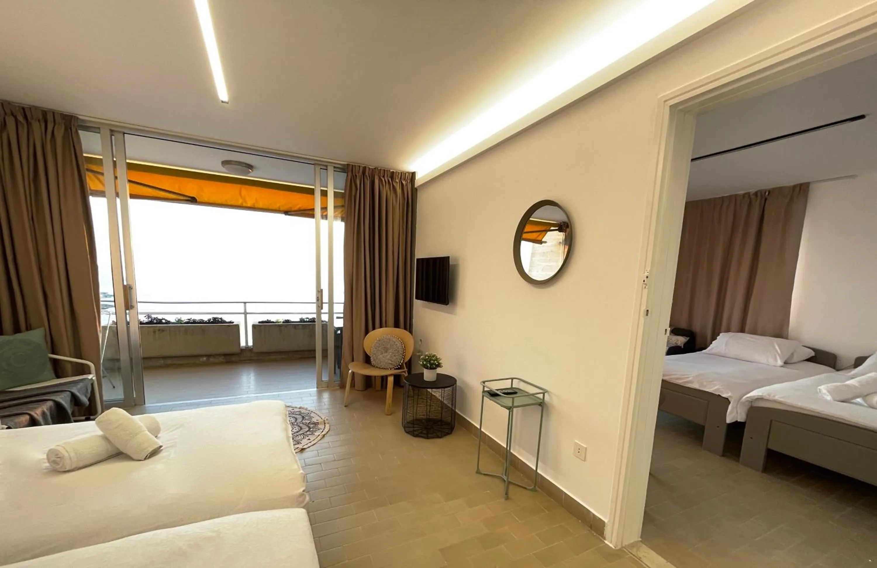 Photo of the whole room, Bed in St Paul Resort