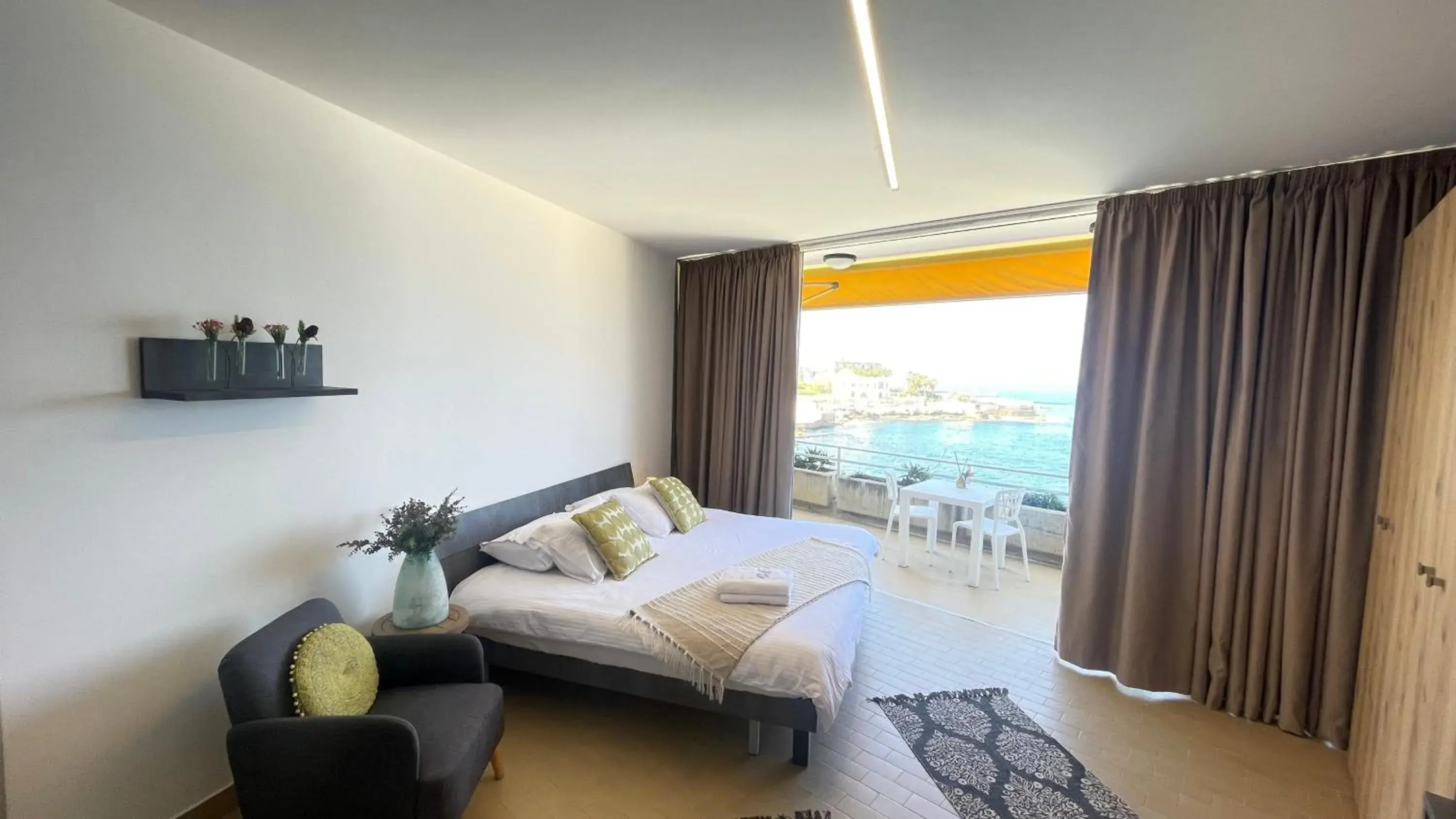 Deluxe Double Room with Balcony and Sea View in St Paul Resort Deluxe Double Room with Balcony and Sea View in St Paul Resort