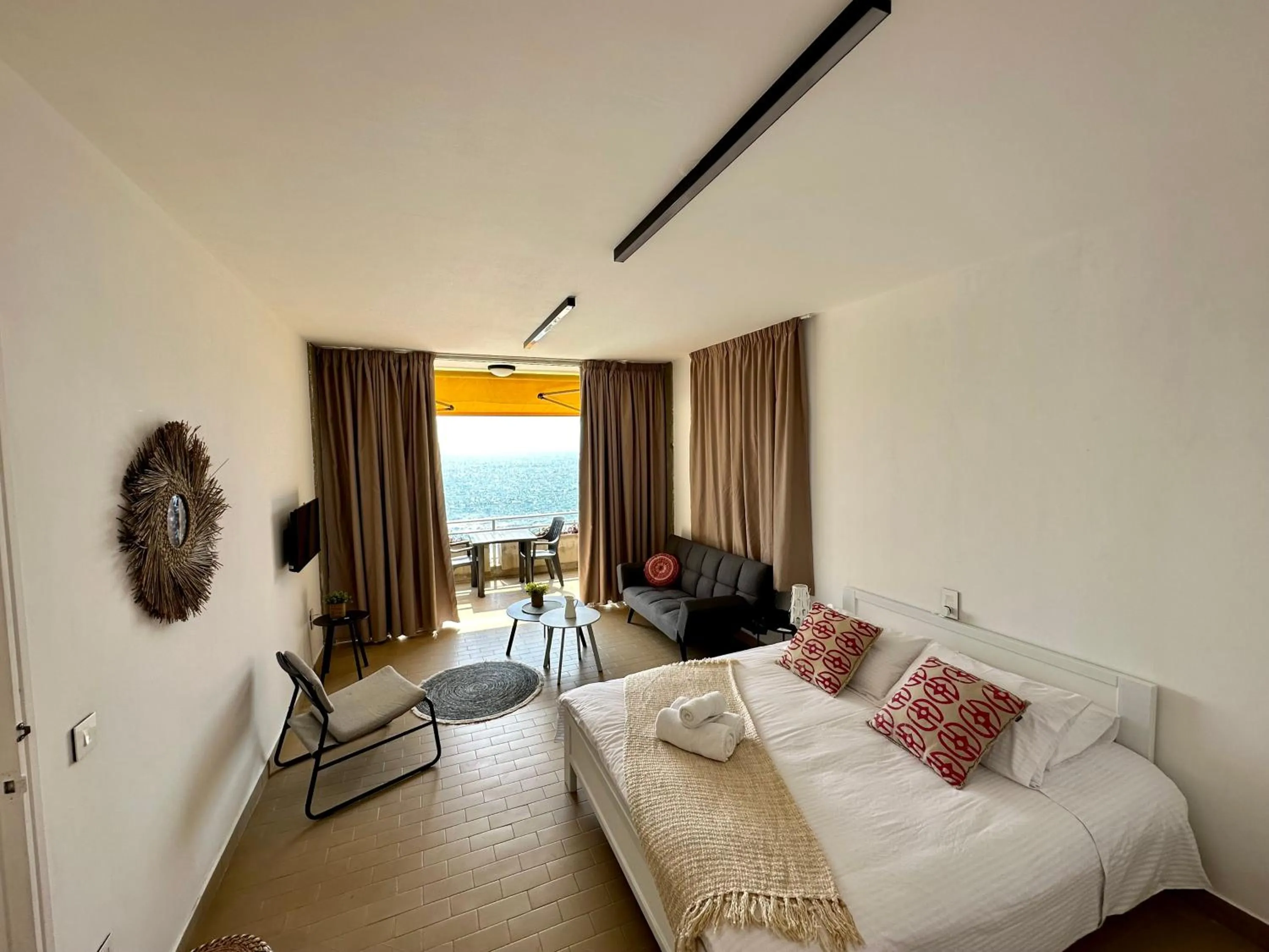 Photo of the whole room, Bed in St Paul Resort