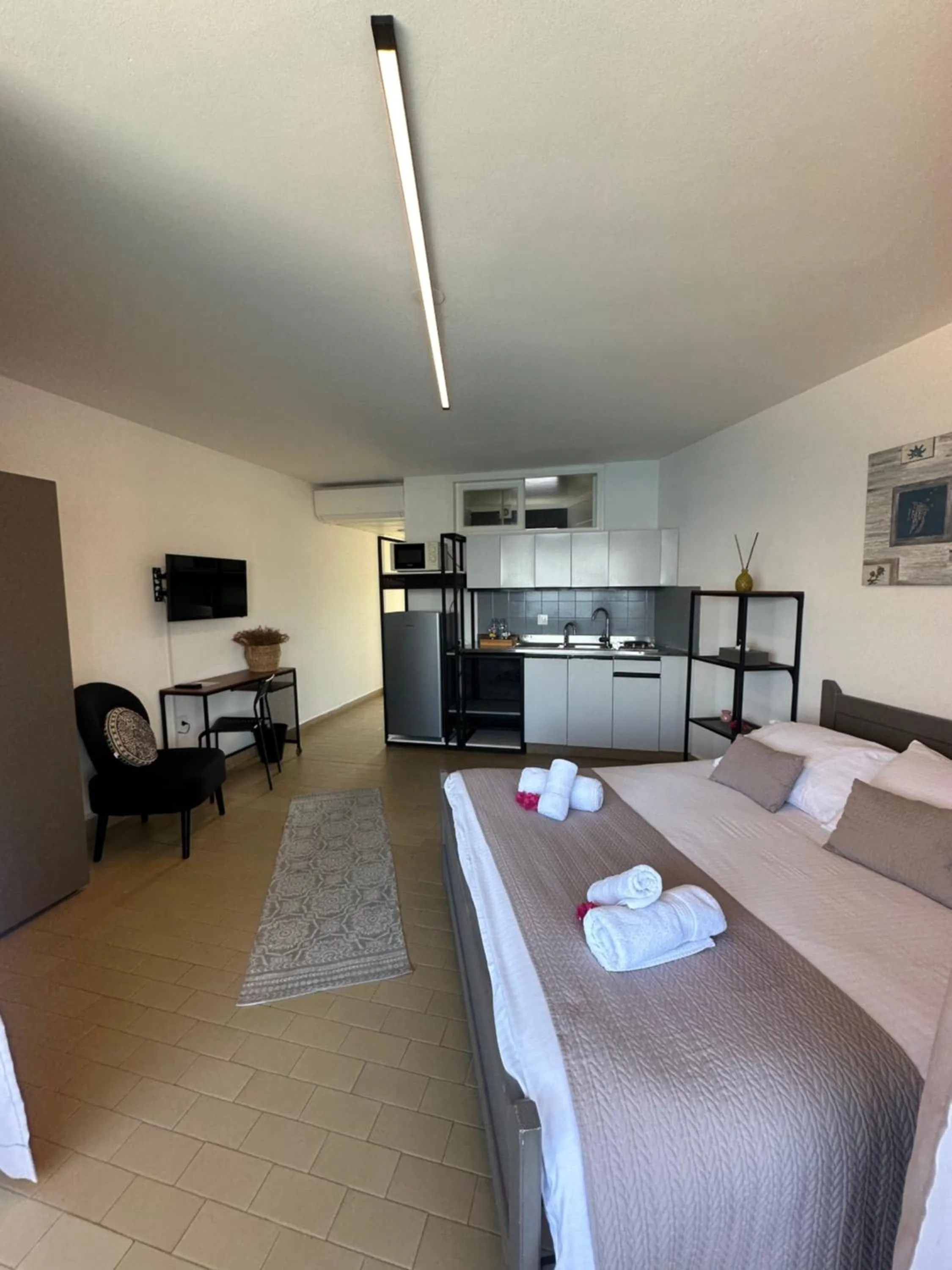 Bedroom, Bed in St Paul Resort