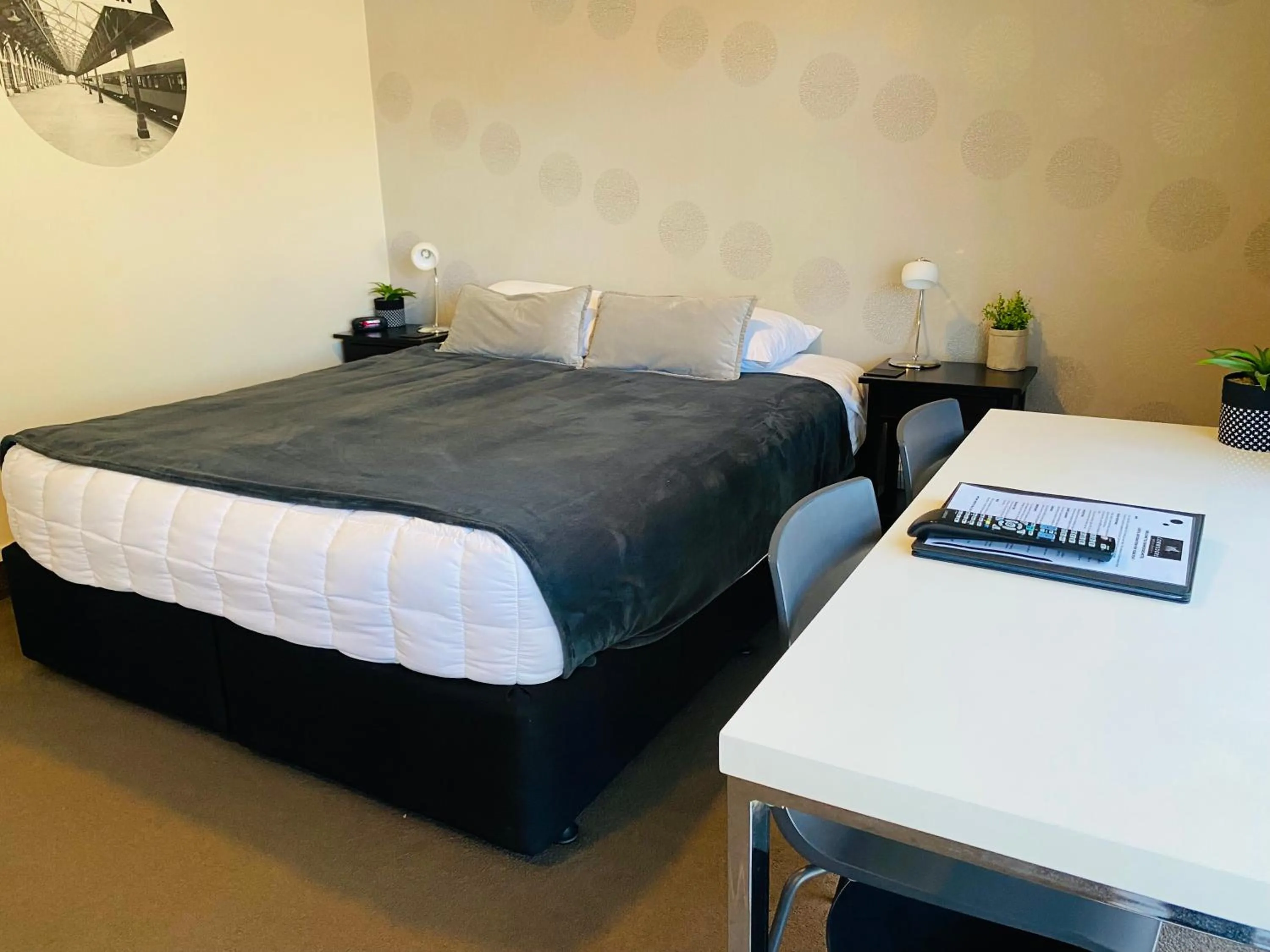 Bed in Commodore Motel