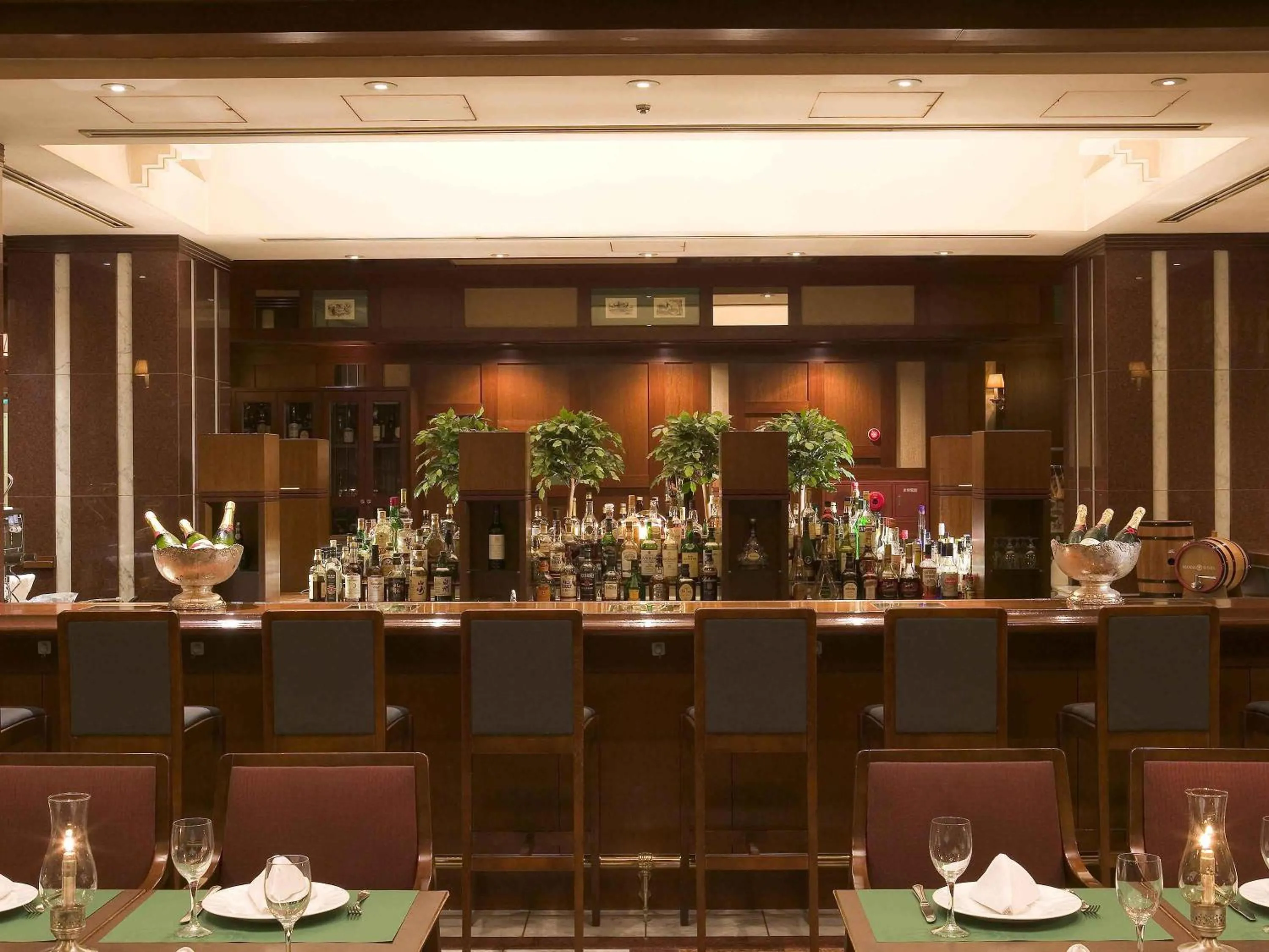 Lounge or bar in The Cypress Mercure Hotel Nagoya