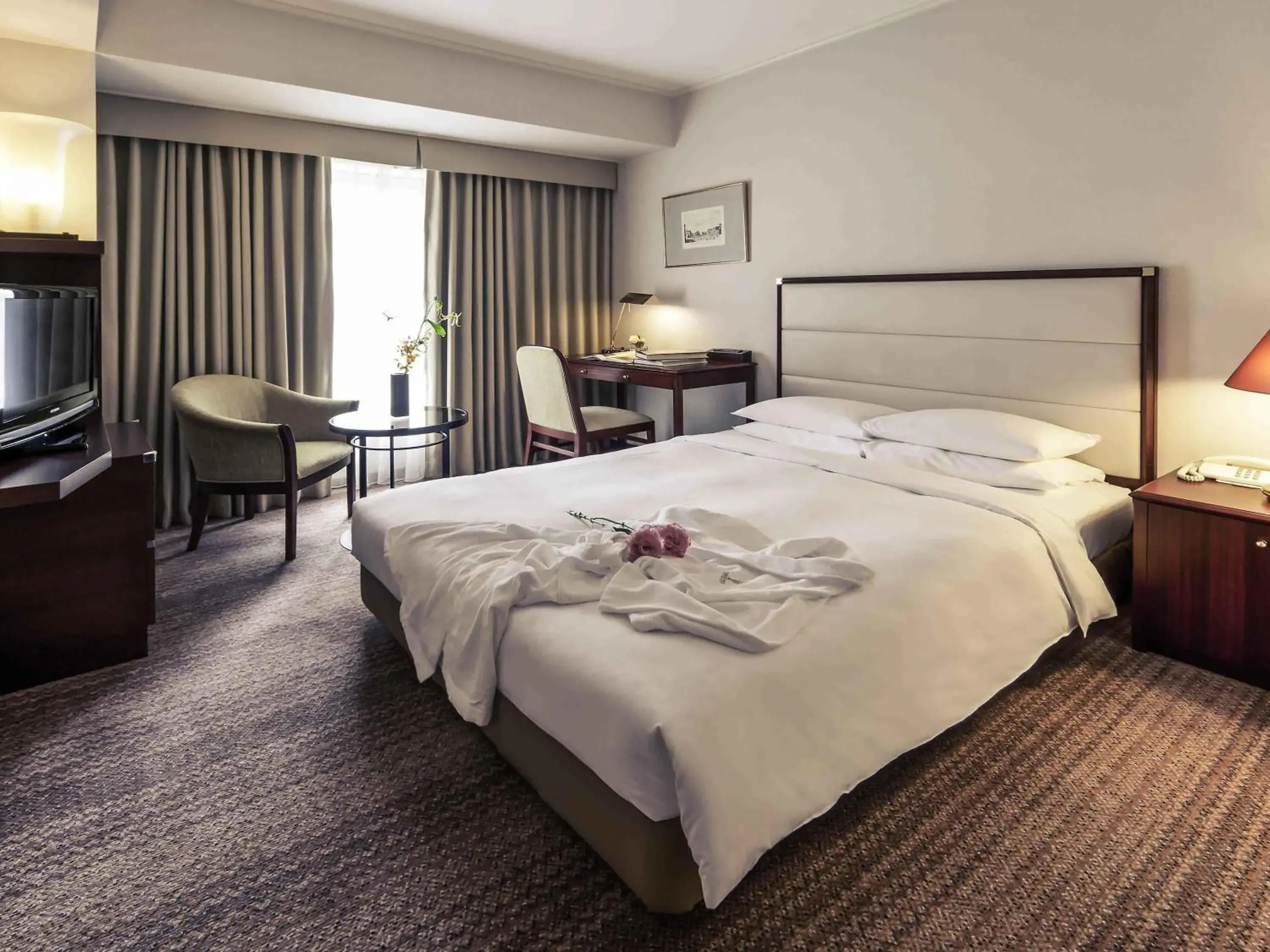 Standard Double Room - single occupancy - Smoking in The Cypress Mercure Hotel Nagoya Standard Double Room - single occupancy - Smoking in The Cypress Mercure Hotel Nagoya