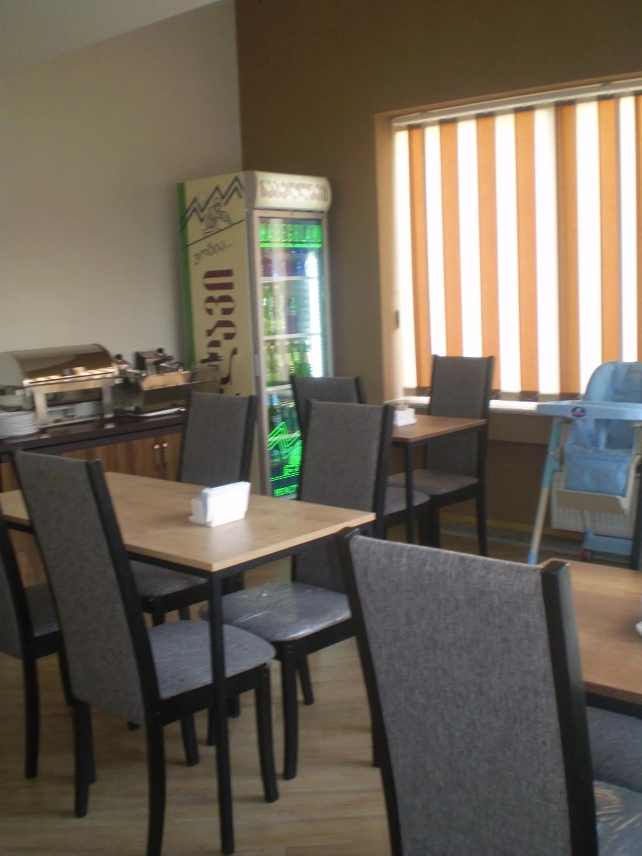 Kitchen or kitchenette in New Hotel