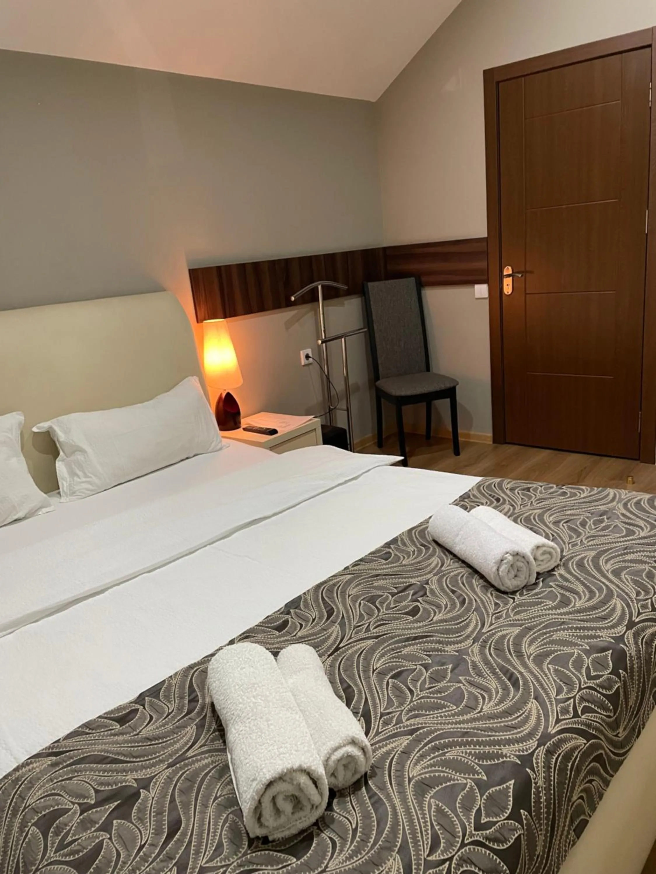 Bedroom, Bed in New Hotel
